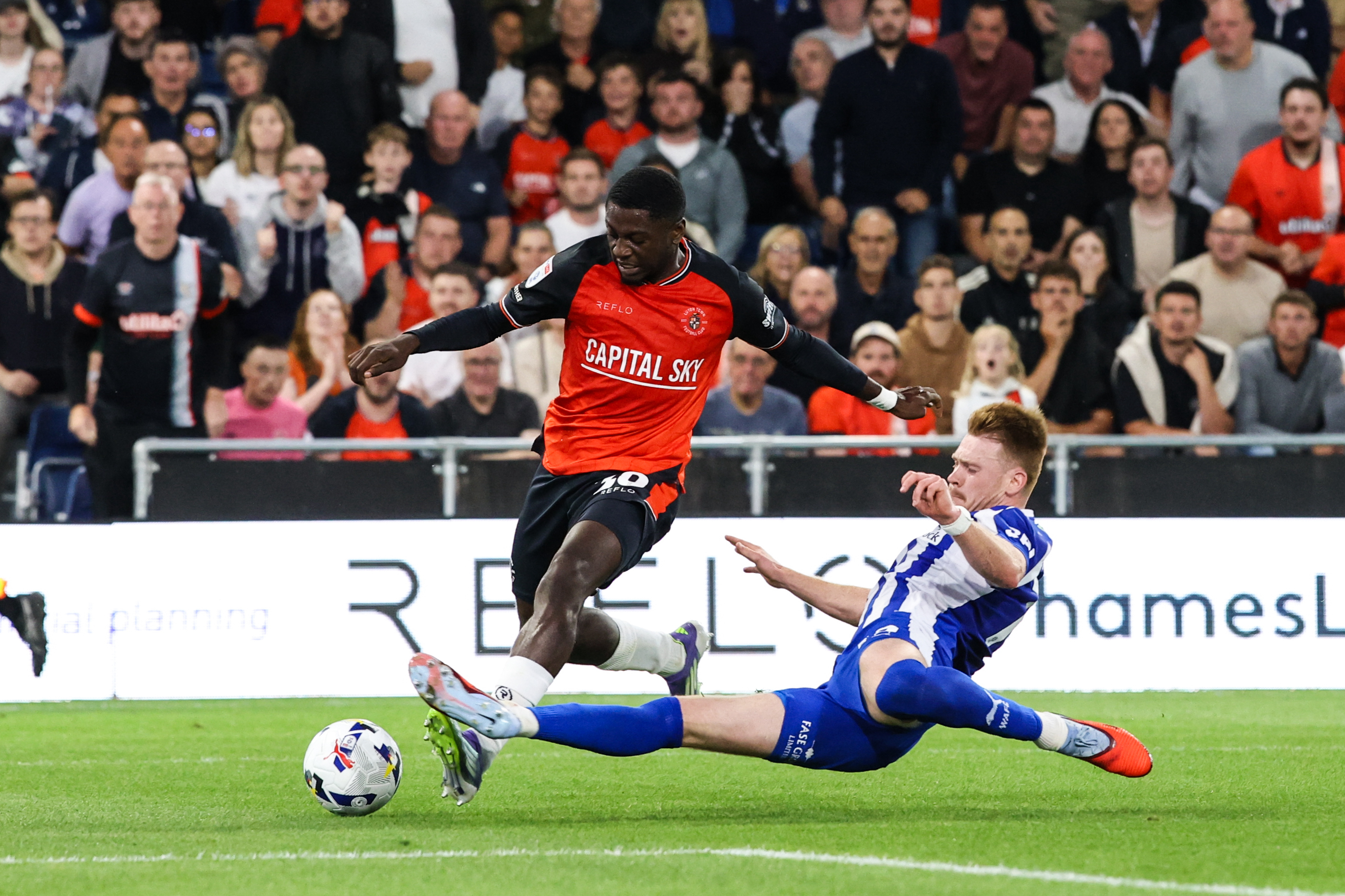 GD Luton v Wigan 19AUG25 049 Image