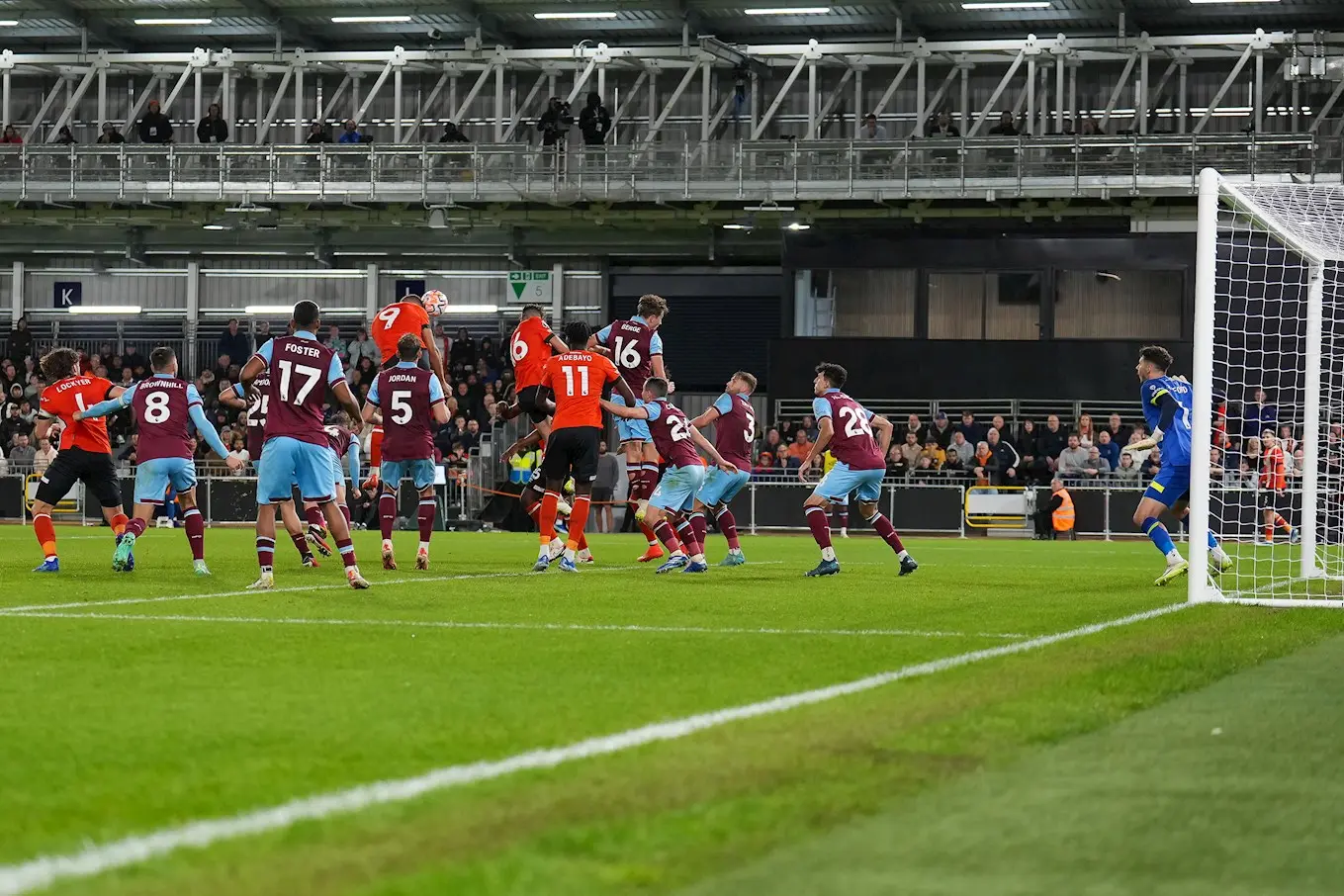 ltfc_luton_v_burnley_03oct23_0035.jpg