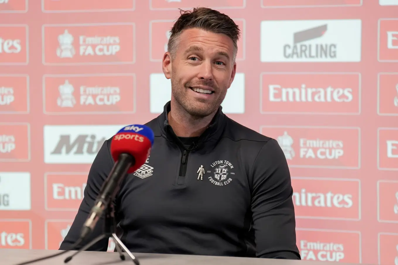 Watch | Rob's whole pre-Man City press conference - Luton Town Football Club