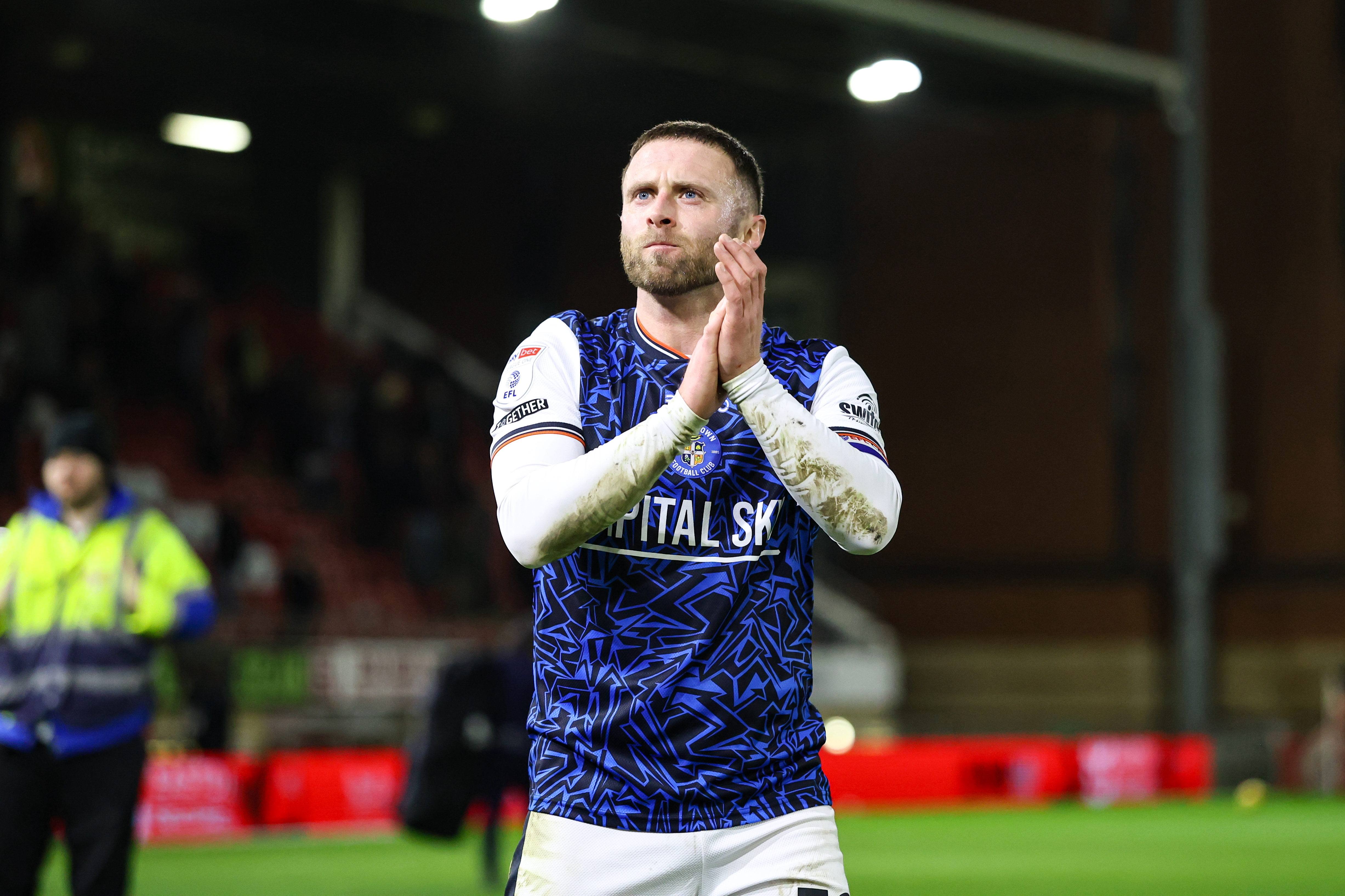 GD Orient v Luton 09DEC25 053 Image