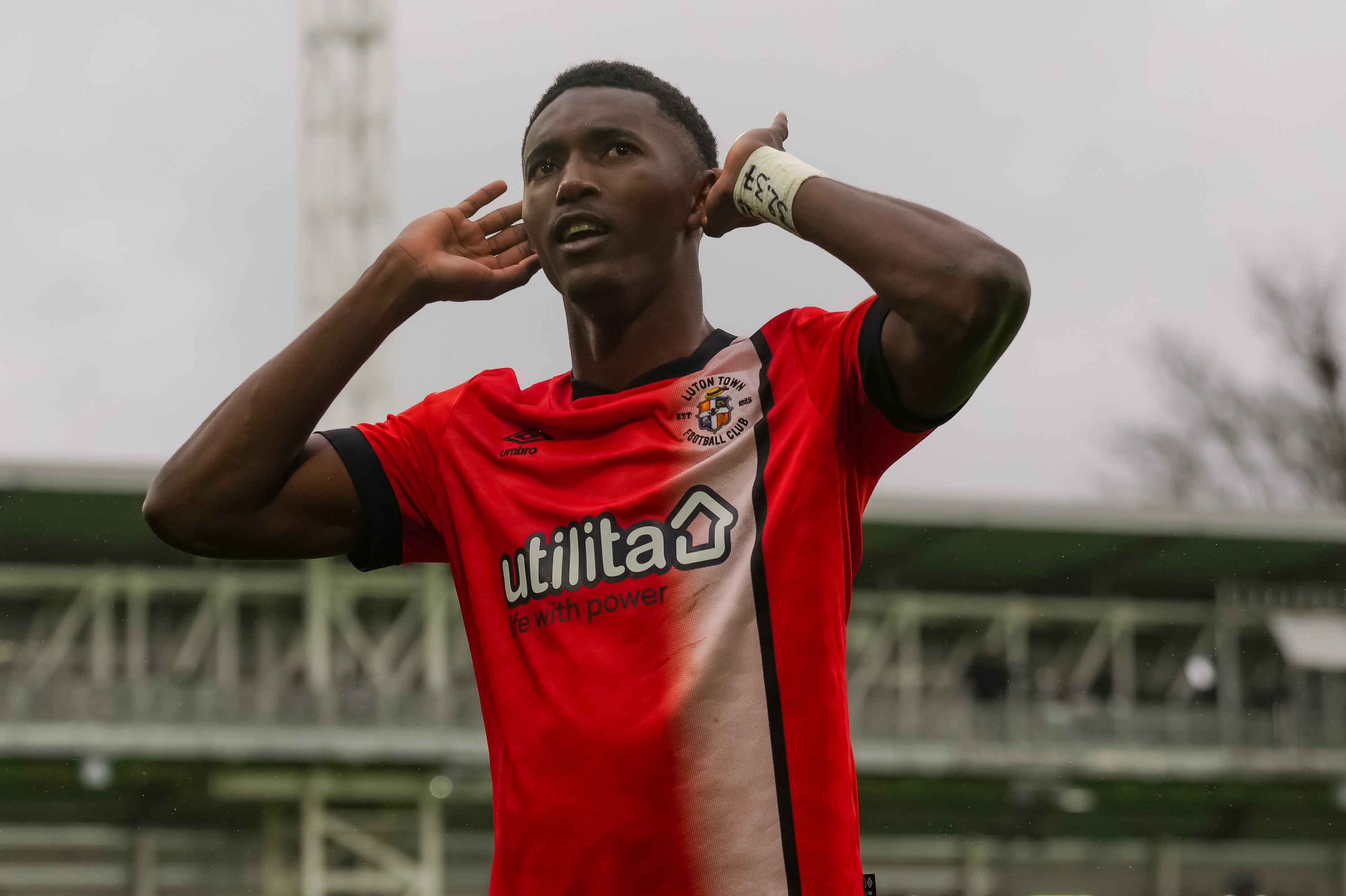 PMI Luton v Bristol City 21APR25 0055 Image