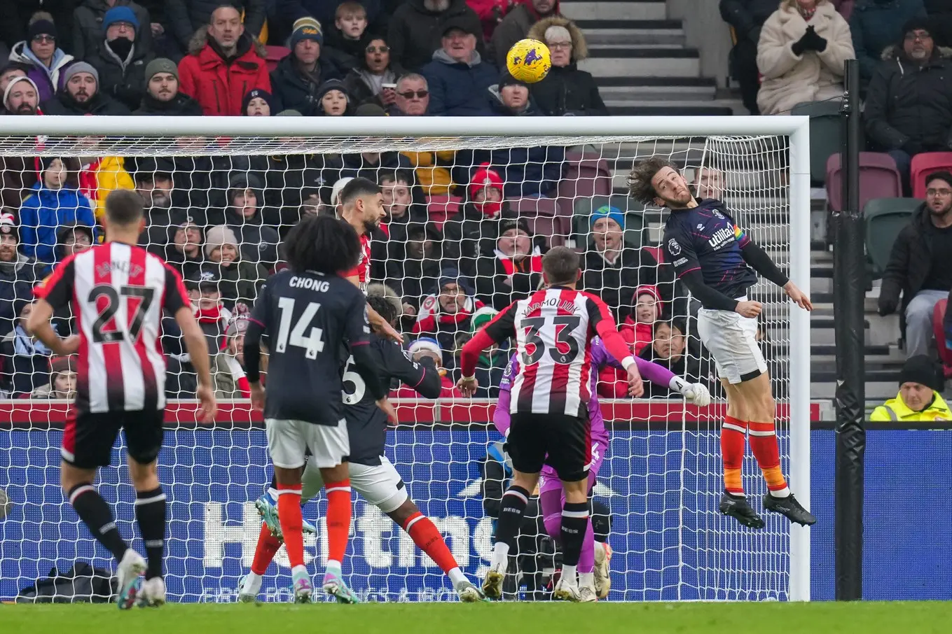 ltfc_brentford_v_luton_02dec23_010.jpg