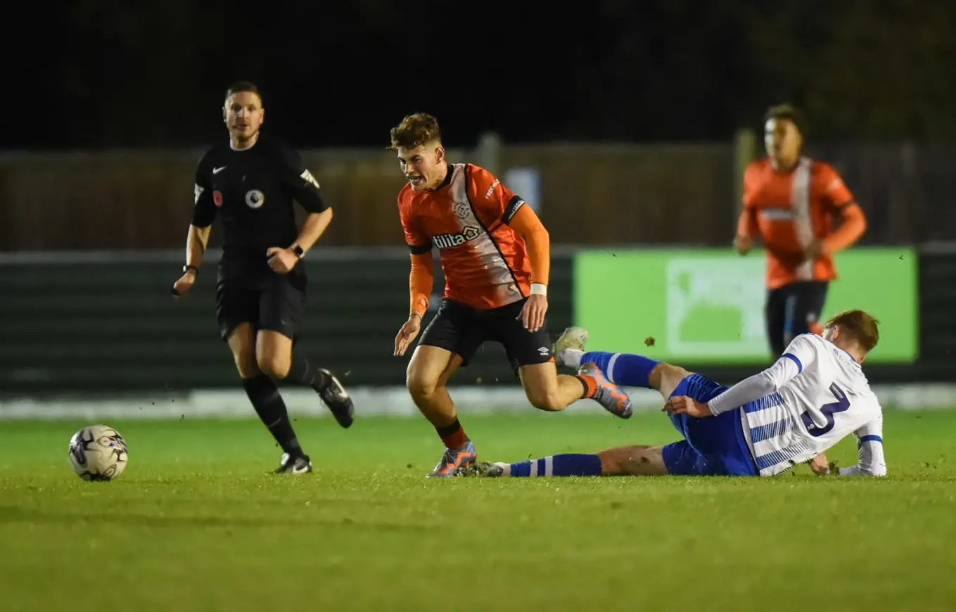 colchester-united-v-luton-town-019.jpg