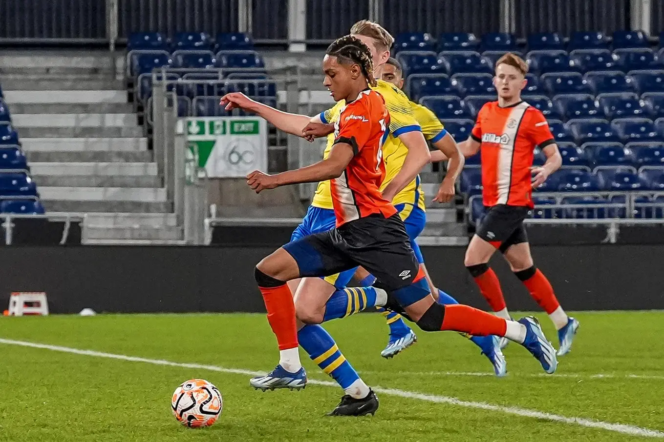 ltfc_luton_v_colchester_02feb24_010.jpg