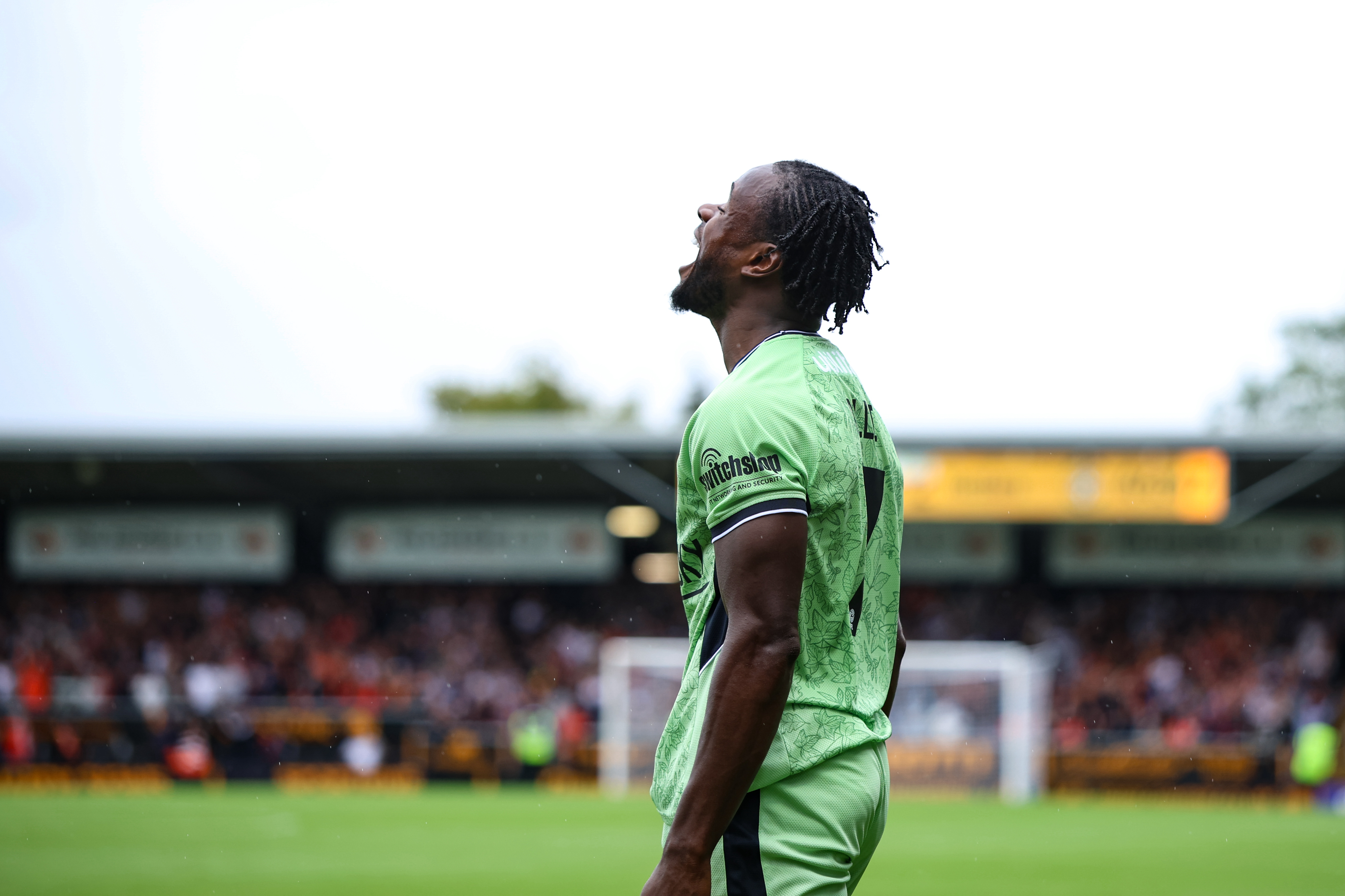 GD Burton v Luton 30AUG25 058 Image