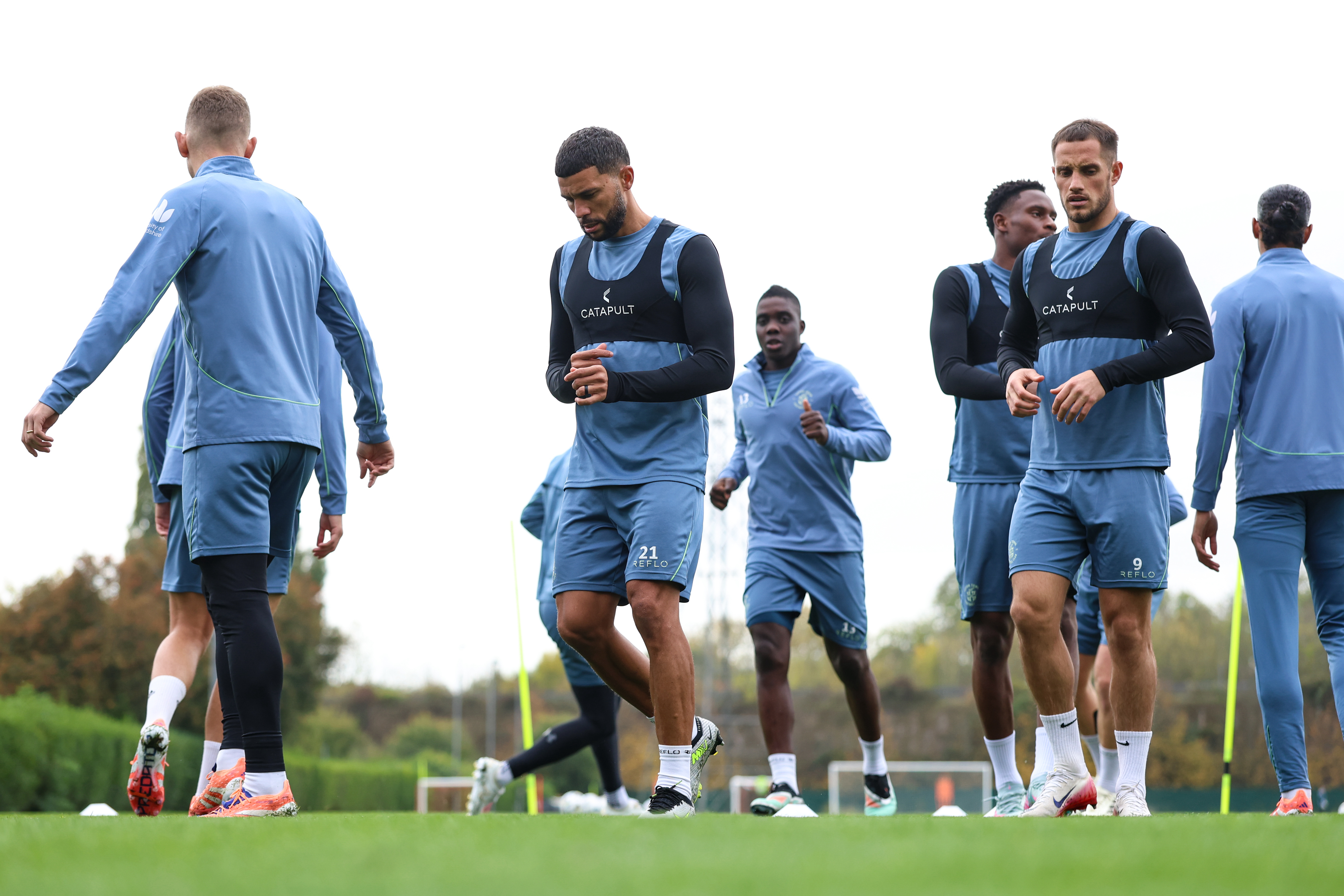 GD Luton Pre Mansfield Training 052 Image