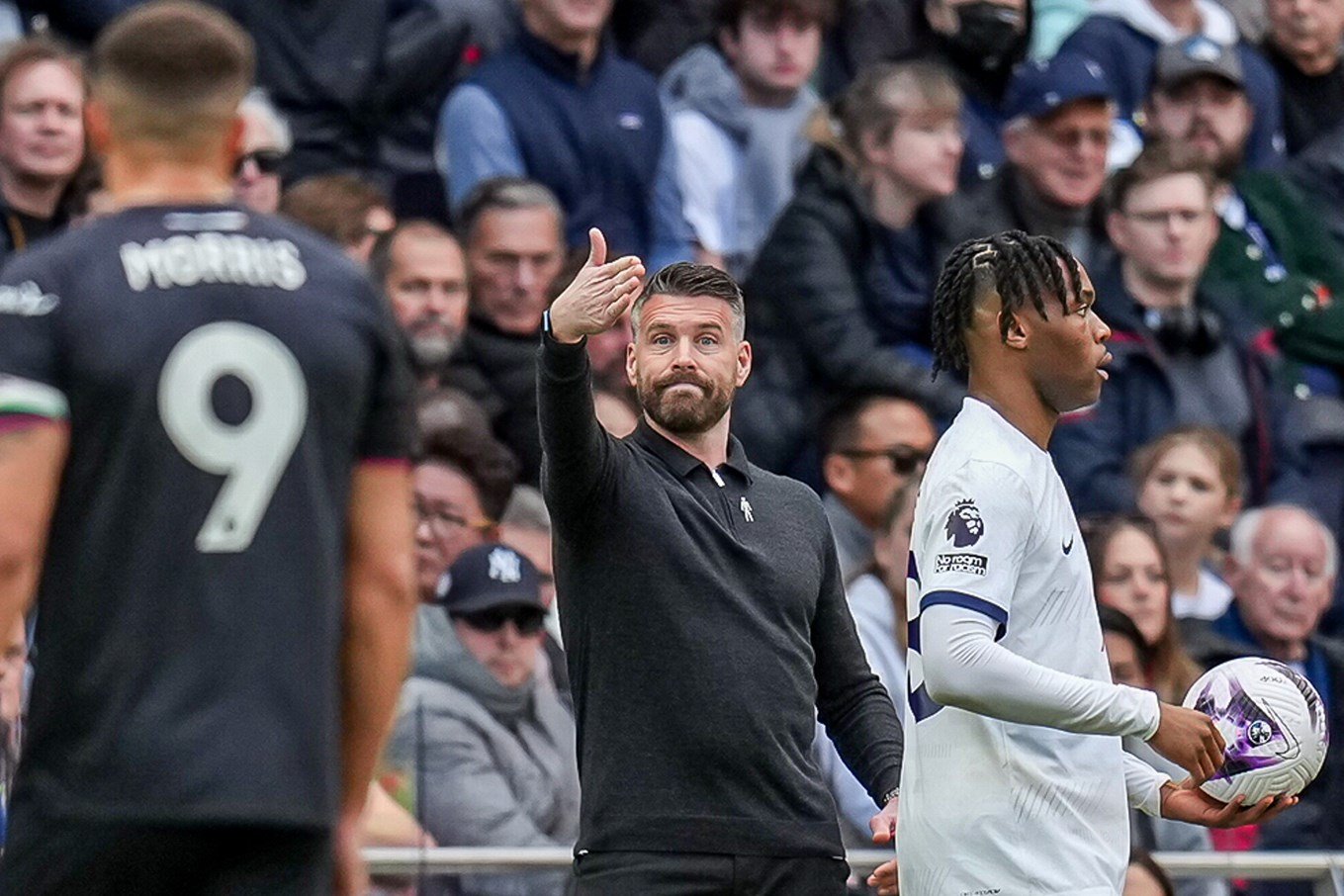 ltfc_tottenham_v_luton_30mar24_020.jpg