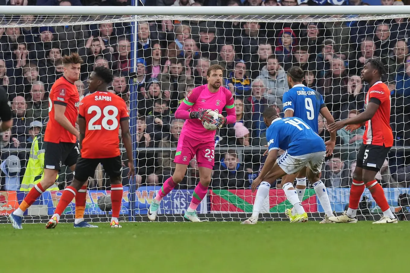 ltfc_everton_v_luton_27jan24_033.jpg