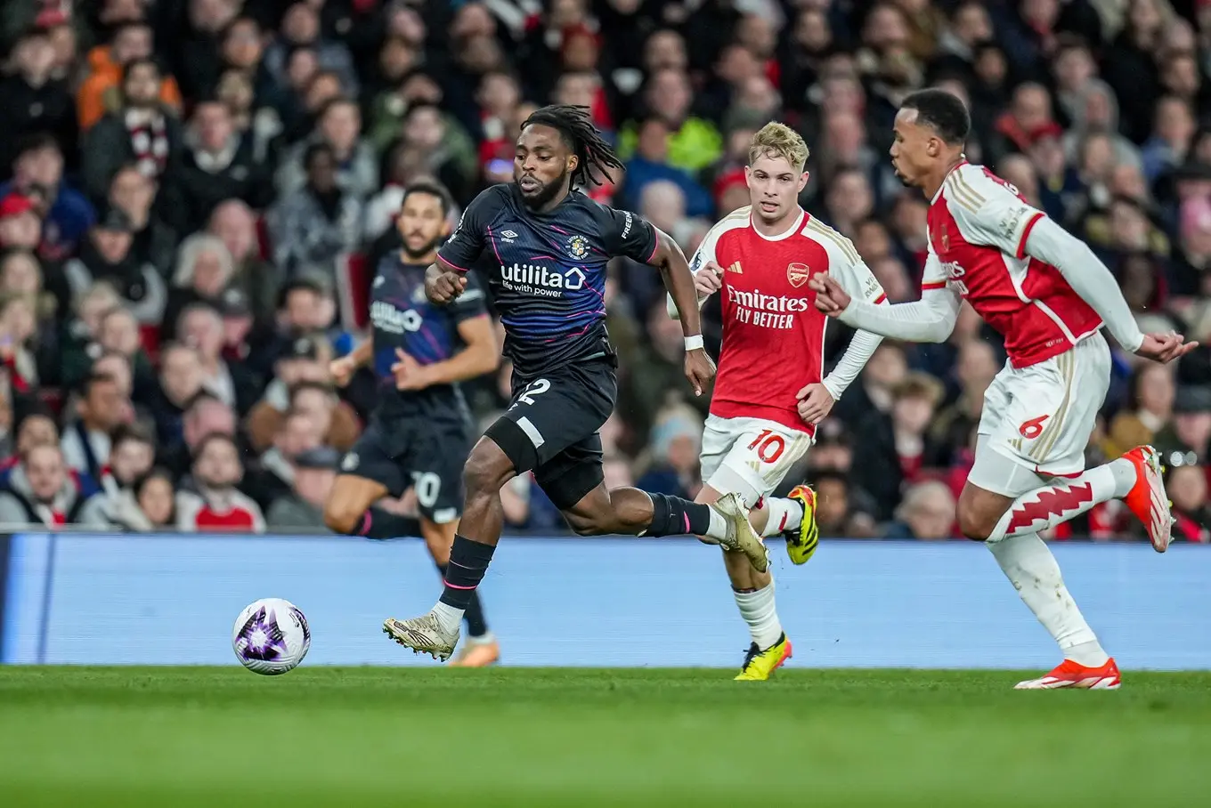 ltfc_arsenal_v_luton_03apr24_027.jpg