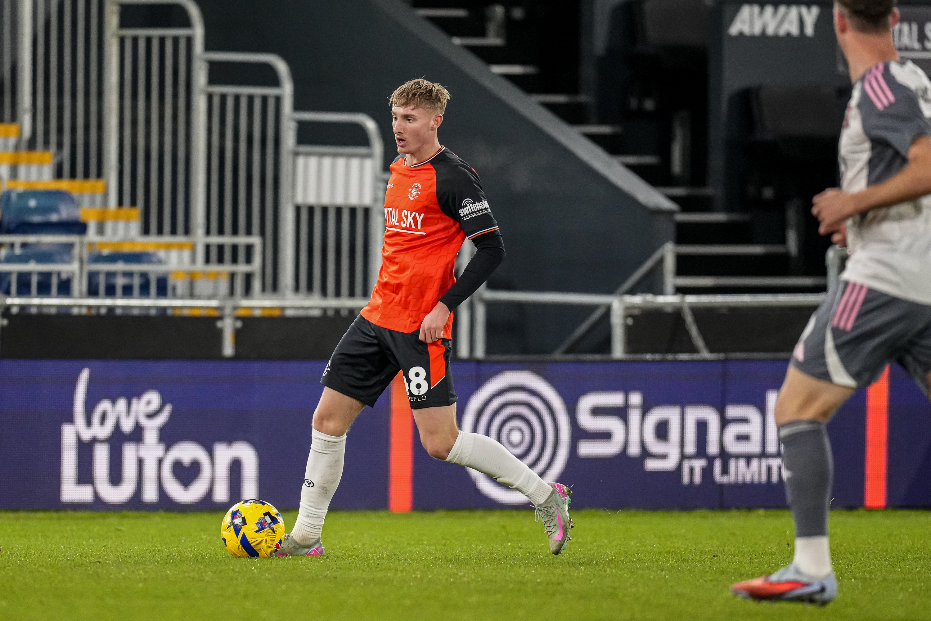 Jack Lorentzen Jones Exeter Vertu