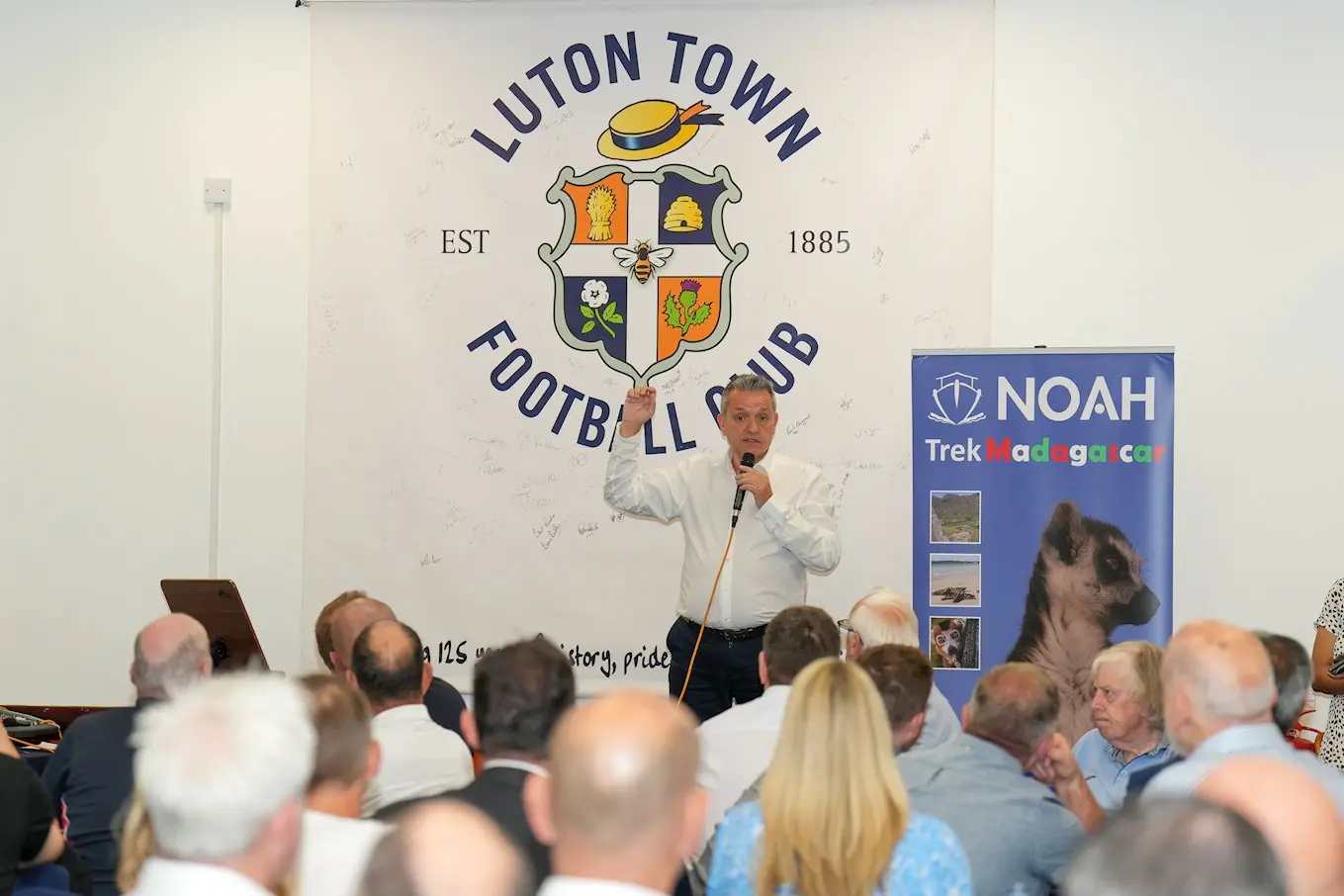 pmi_luton_town_fixture_release_day_150623_011.jpg