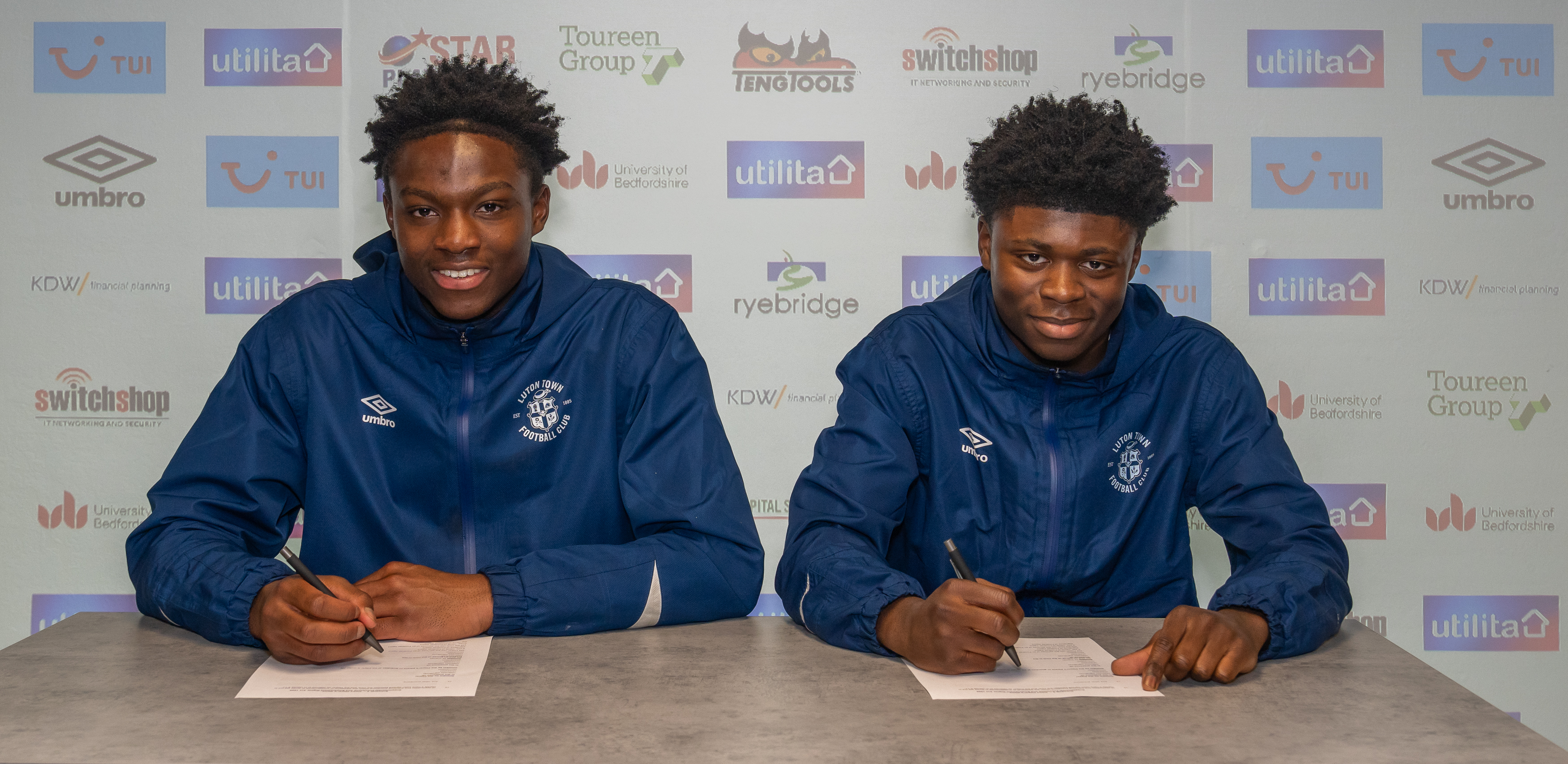 Christian Chigozie and Benny Benagr sign their first professional contracts at The Brache.