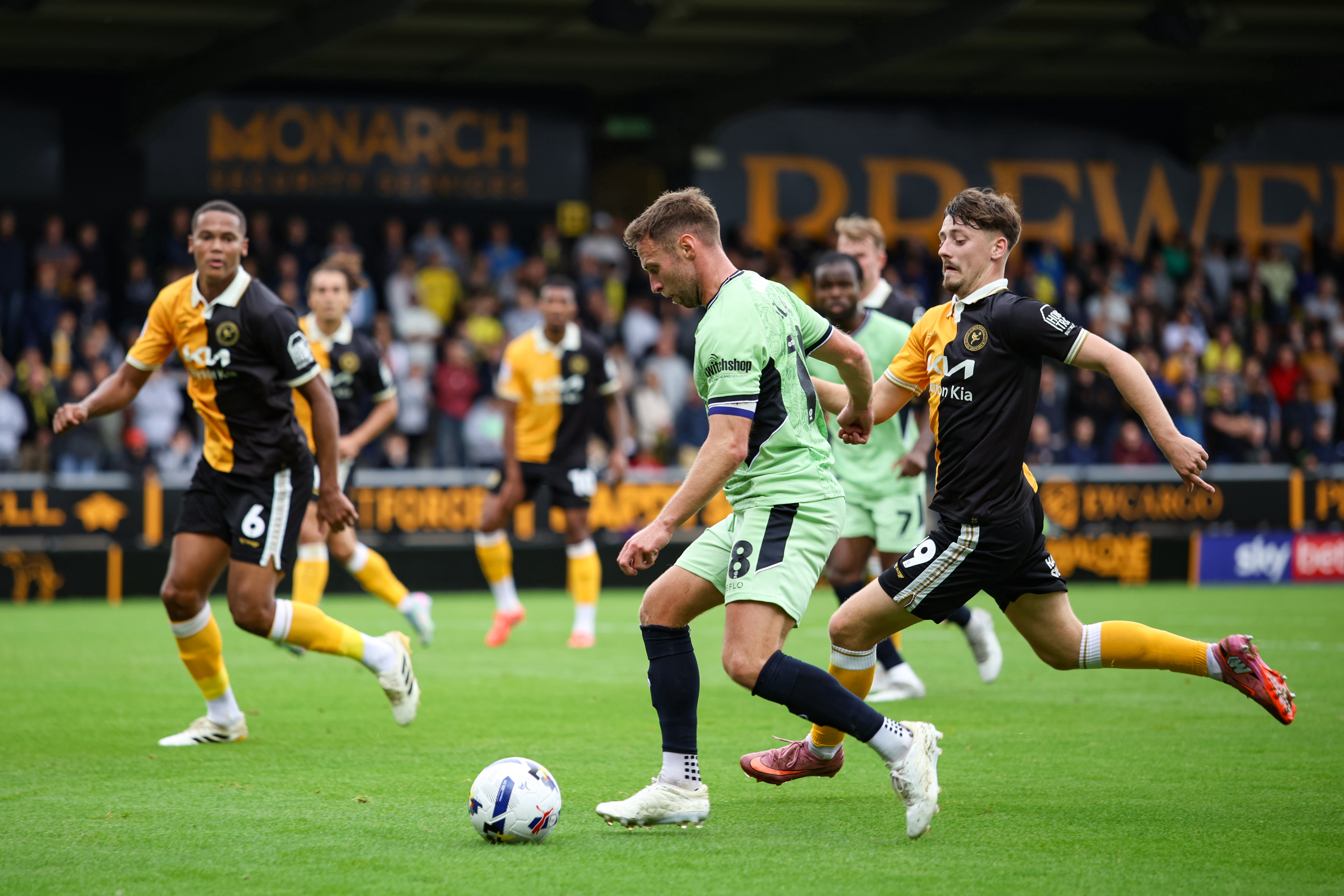 GD Burton v Luton 30AUG25 061 Image