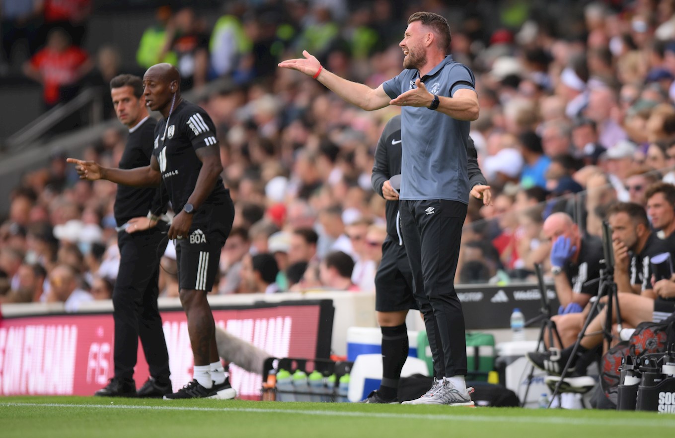 fulham-v-luton-town-071.jpg