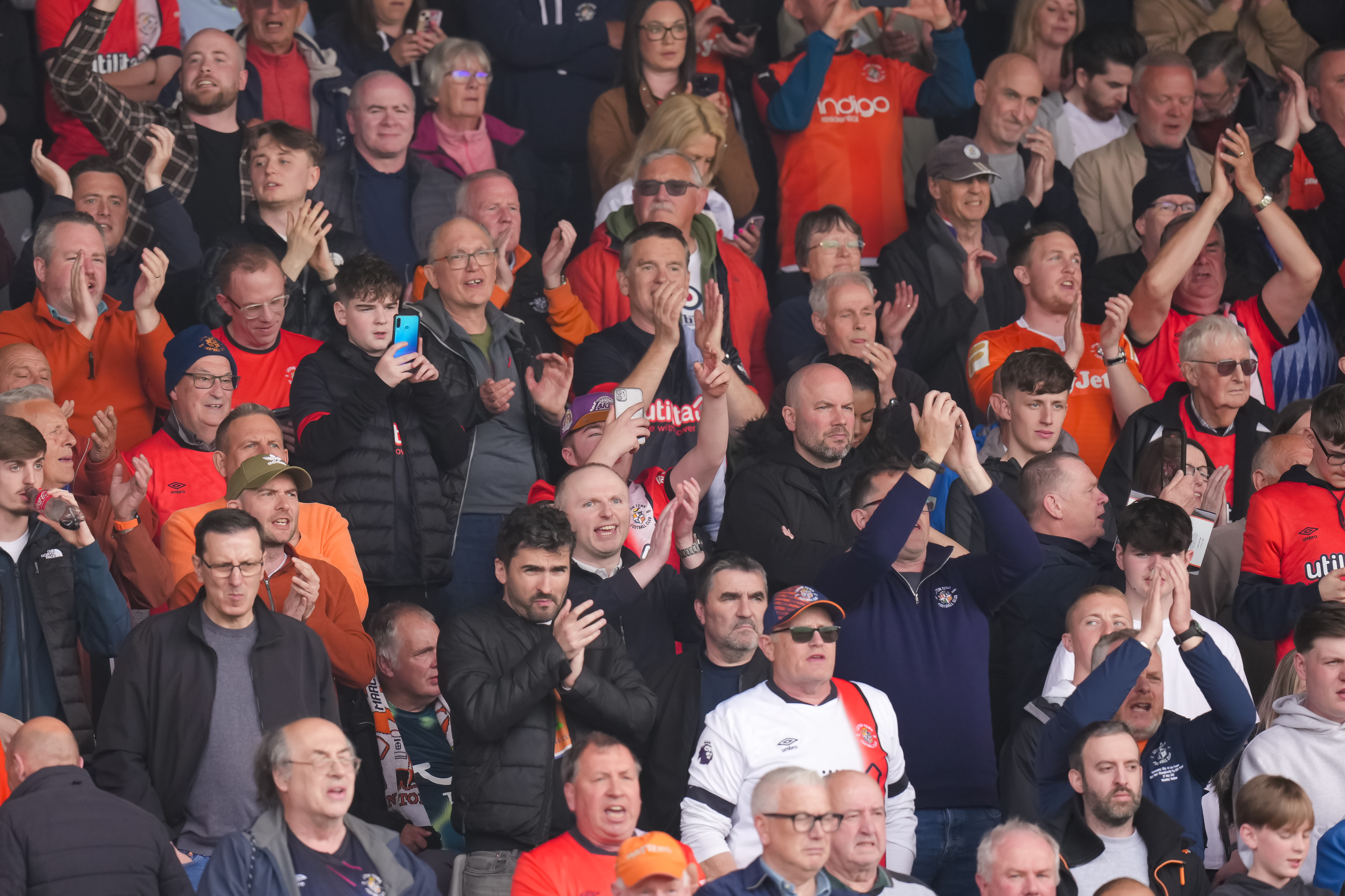 PMI Luton v Coventry 26APR25 0133 Image