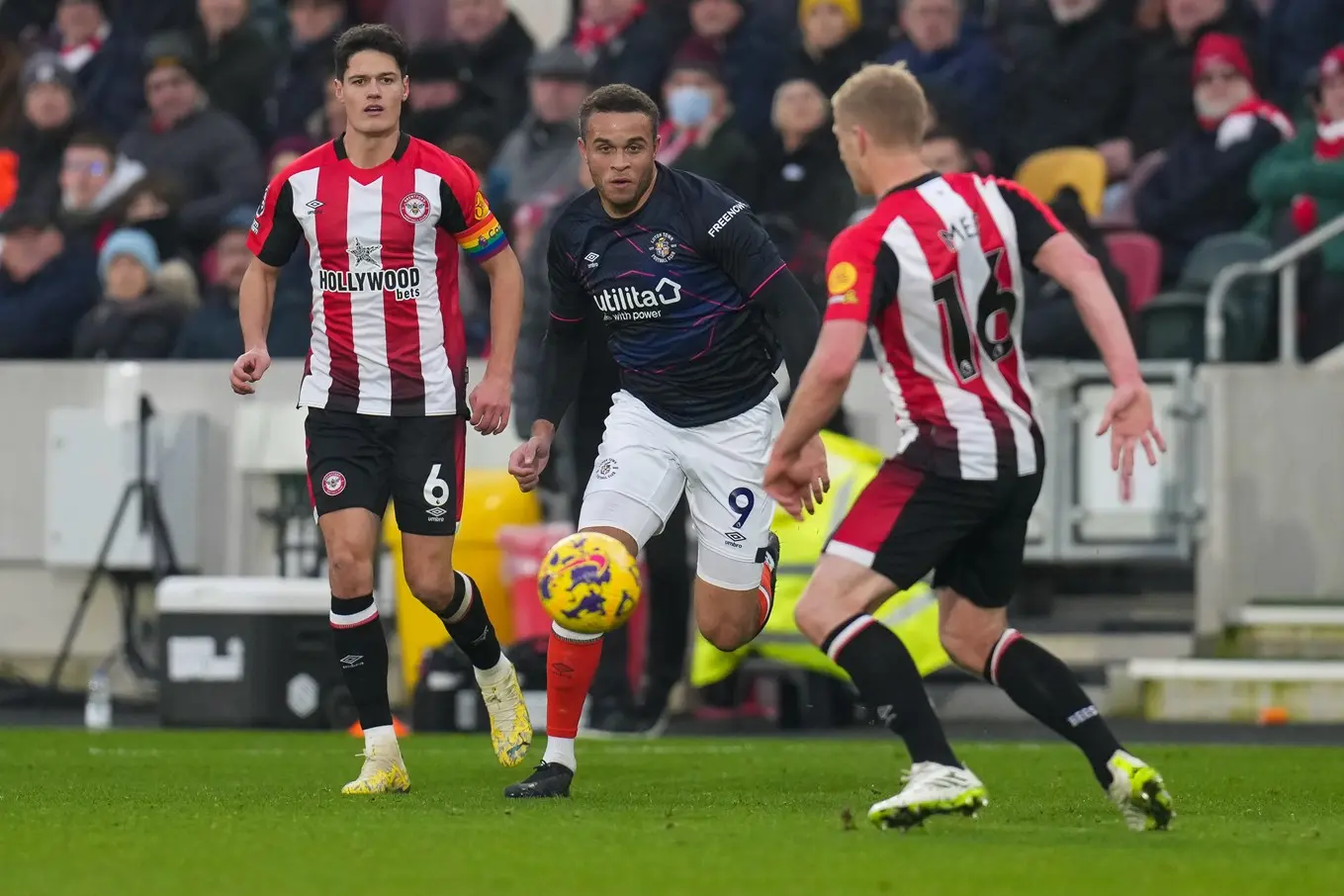 ltfc_brentford_v_luton_02dec23_015.jpg