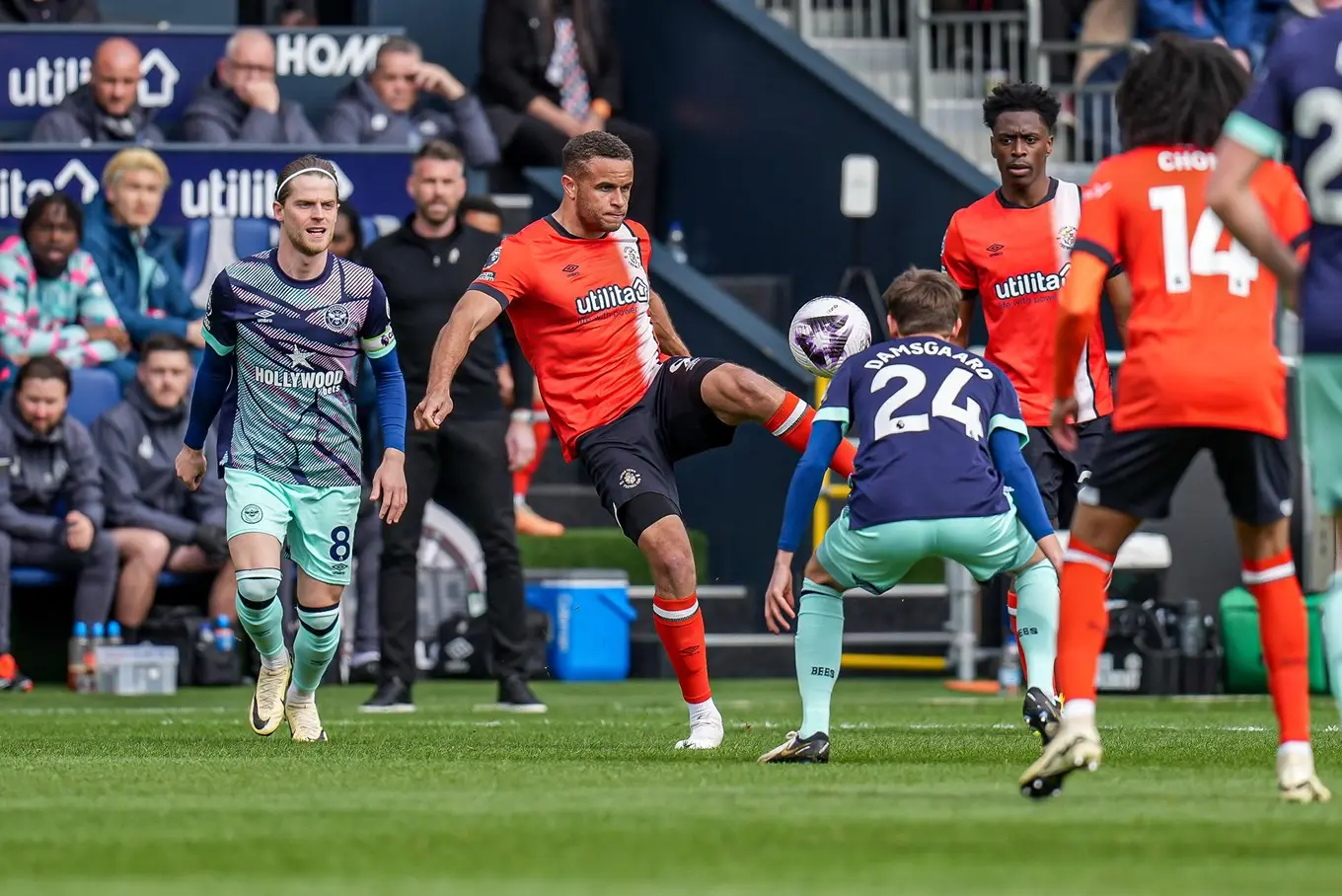 ltfc_luton_v_brentford_20apr24_016.jpg