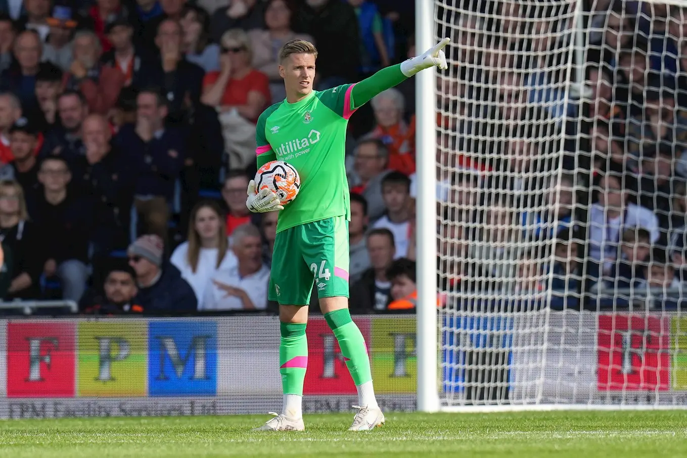 ltfc_luton_v_wolves_23sep23_0027.jpg