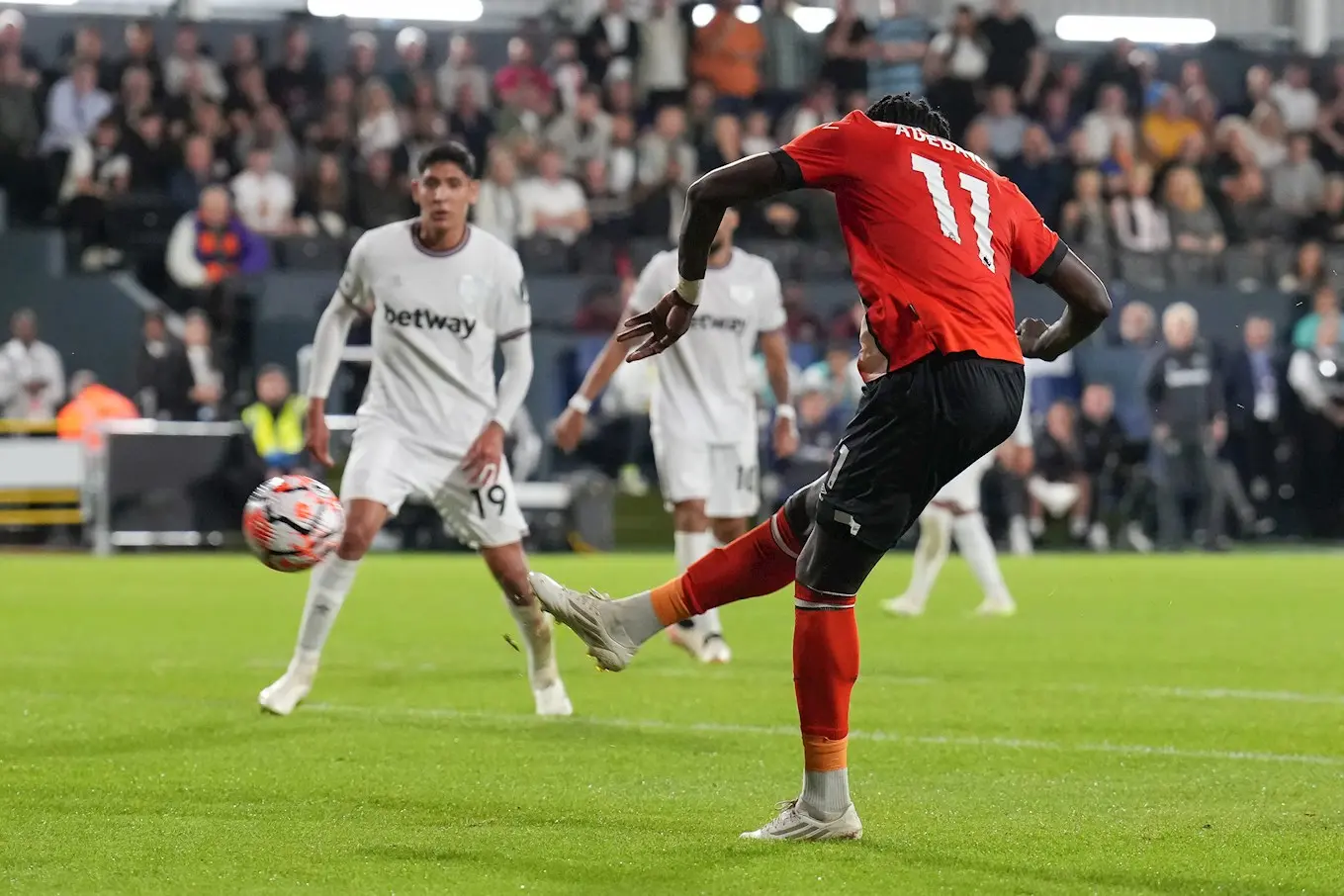 ltfc_luton_town_v_west_ham_01sep23_0048.jpg