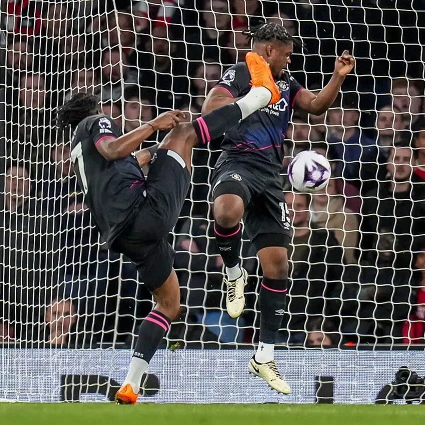 ltfc_arsenal_v_luton_03apr24_018.jpg