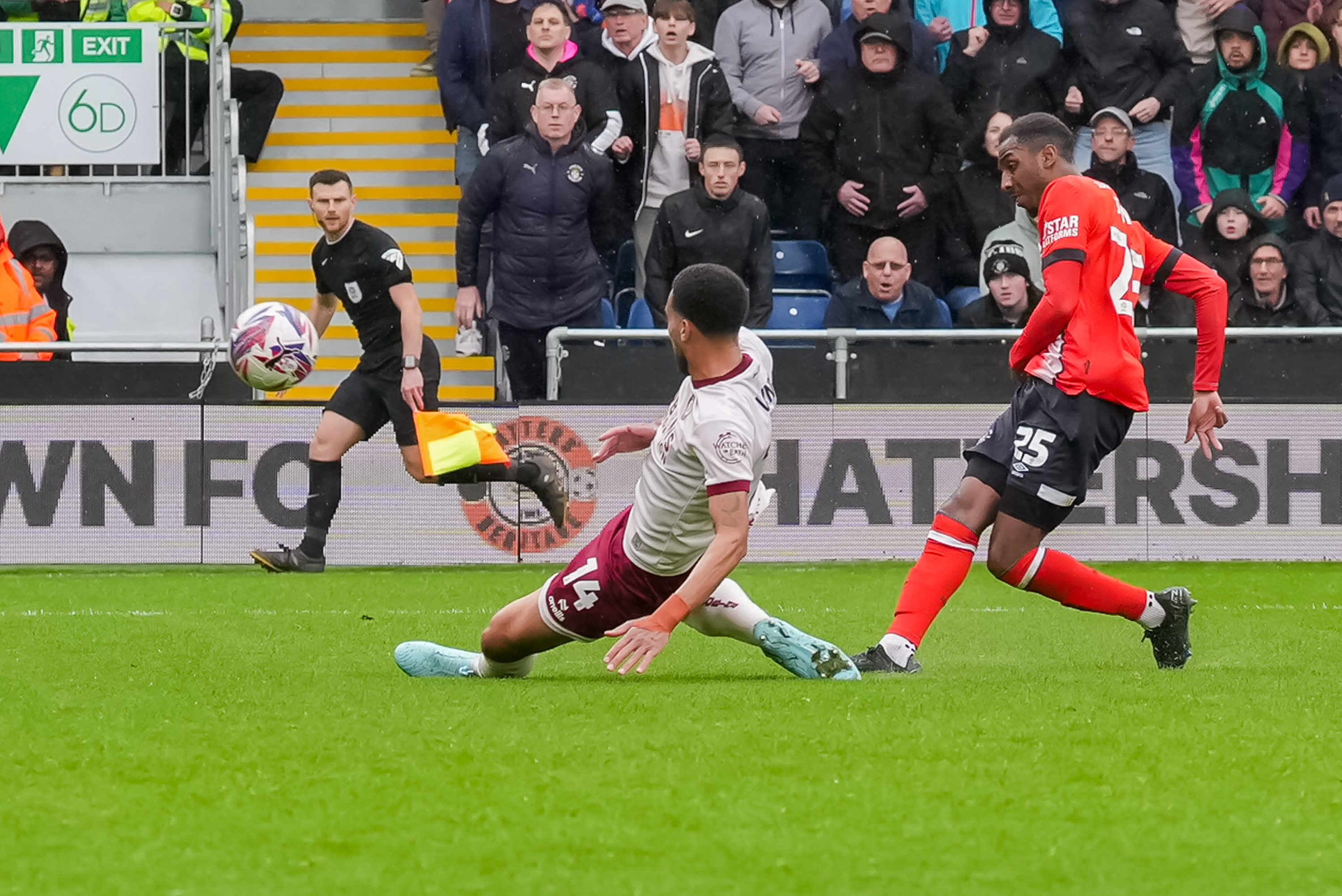 PMI Luton v Bristol City 21APR25 Jones Goal 0061 Image