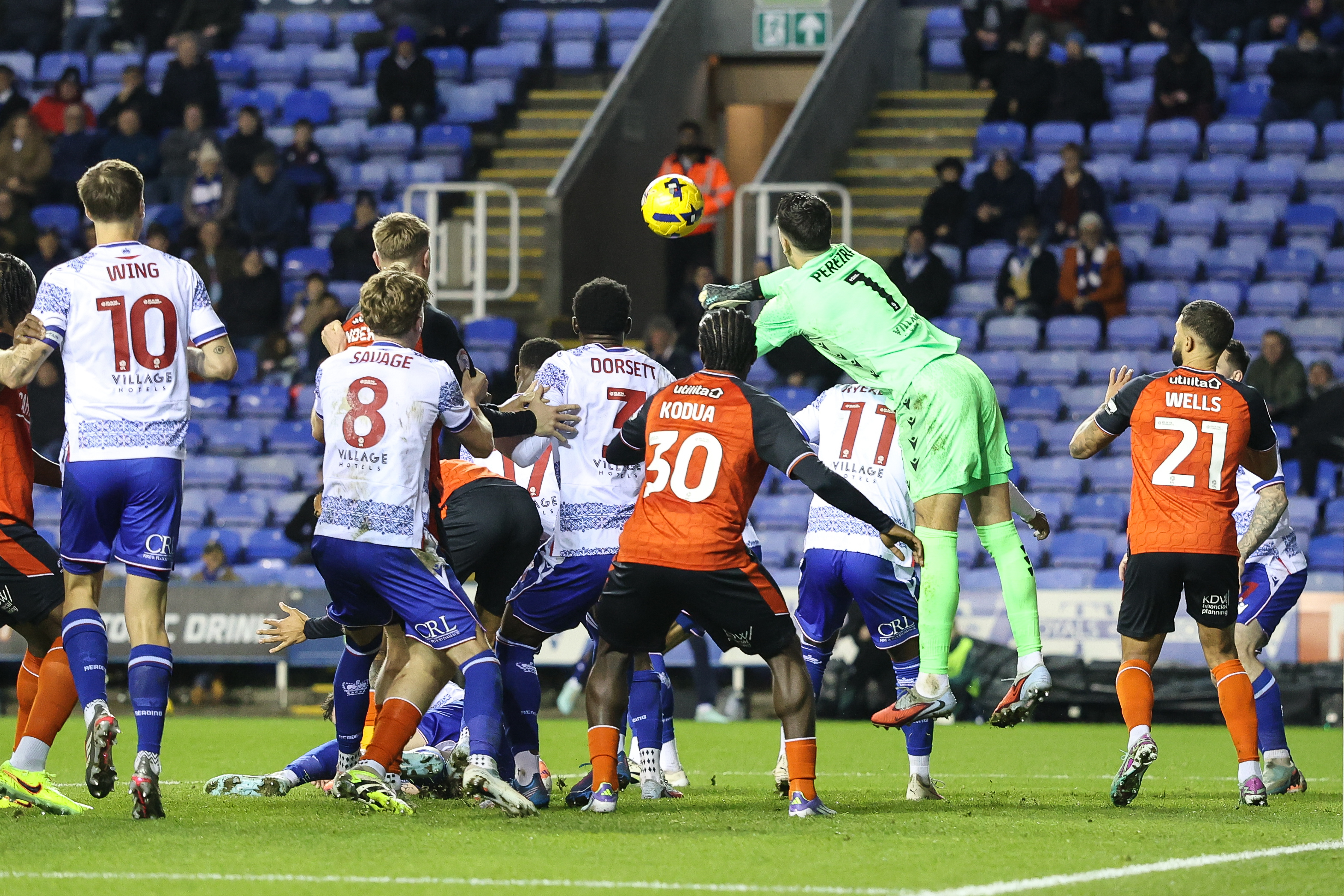 GD Reading v Luton 18DEC25 007 Image