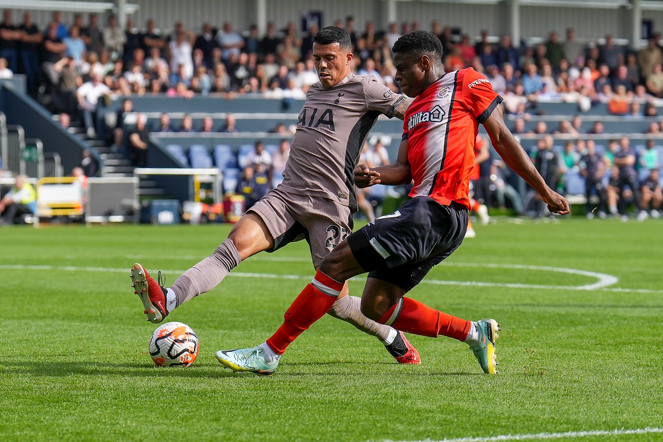 ltfc_luton_v_tottenham_07oct23_0031.jpg