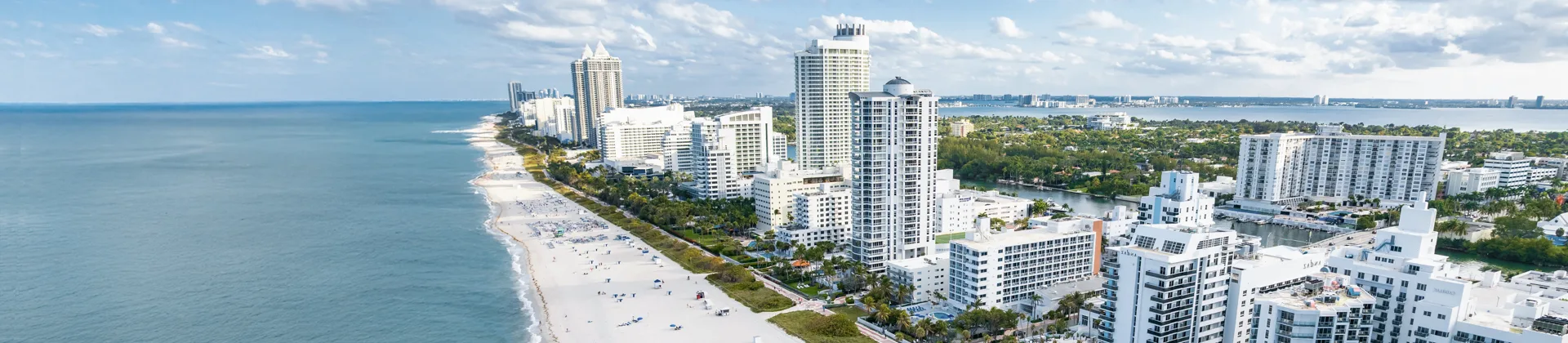 Paradies am Meer: Atemberaubende Skyline und endloser Strand in Miami Beach