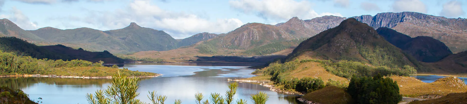 Lacs et montagnes en Australie, Tasmanie