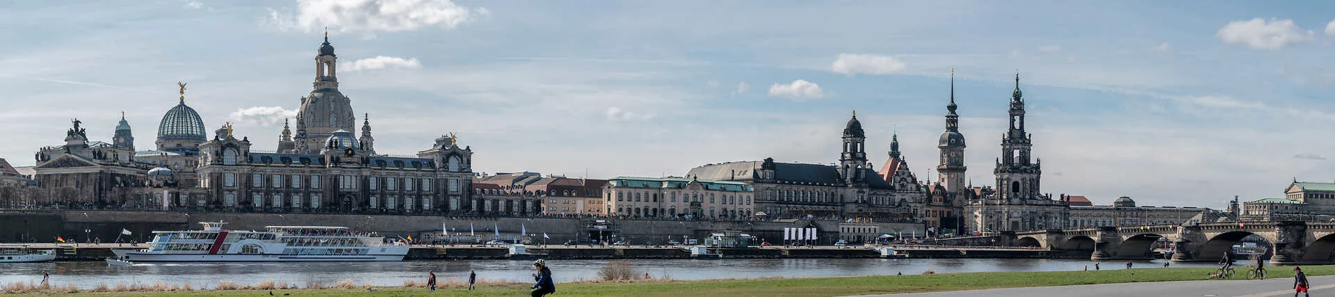 Panorama de Dresde sur l'Elbe, Allemagne