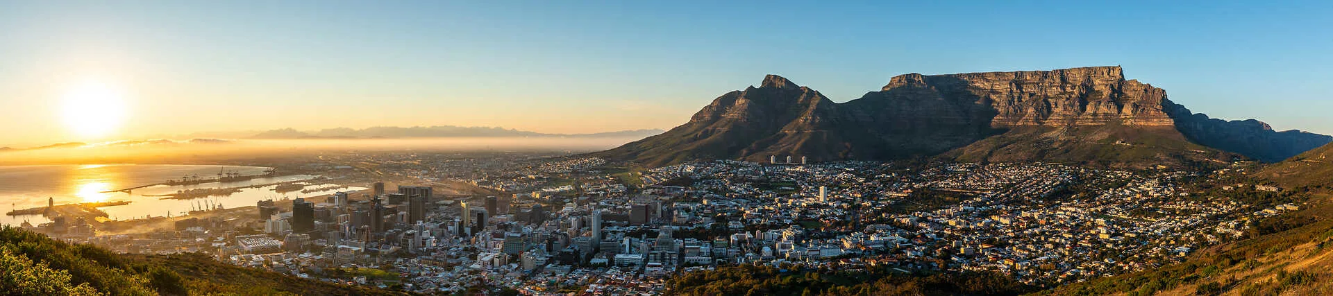 Panorama Kapstadt, Südafrika: Hafen, Skyline und Tafelberg