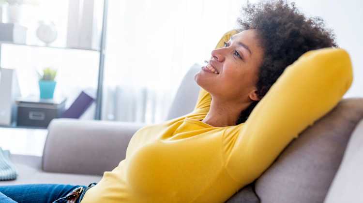 Military spouse feels settled after a PCS move by connecting to community, making friends, and pursuing hobbies after a PCS