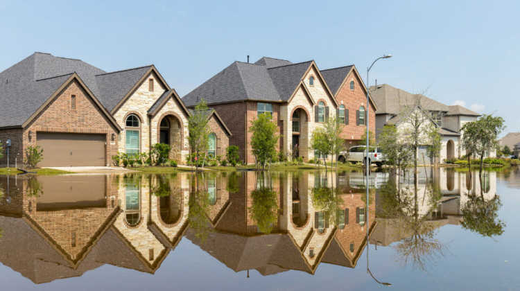 homes surrounded with water