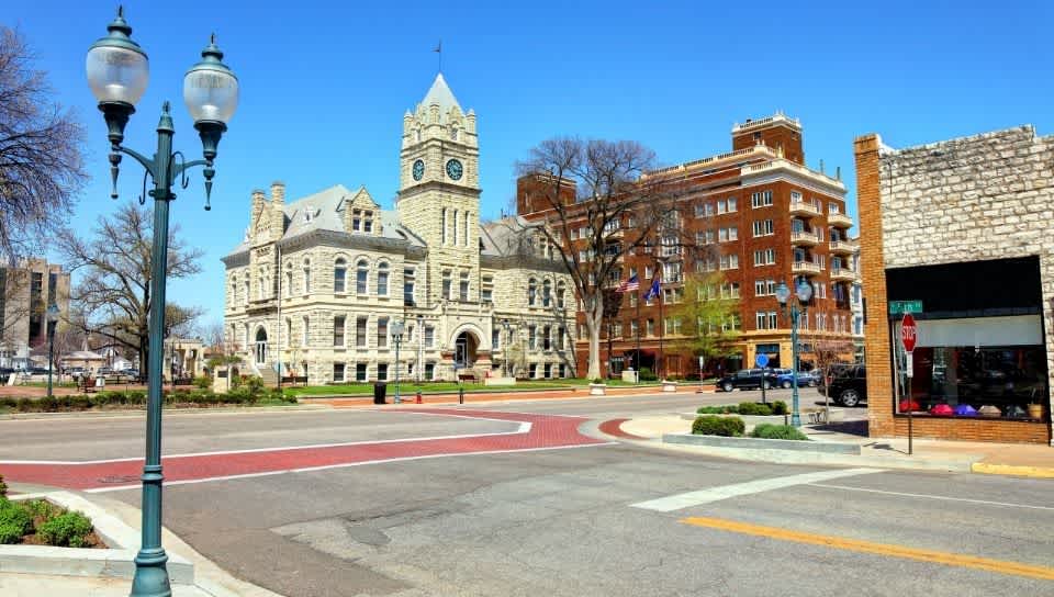 5 Things to Do Around Fort Riley, Kansas | PCSgrades