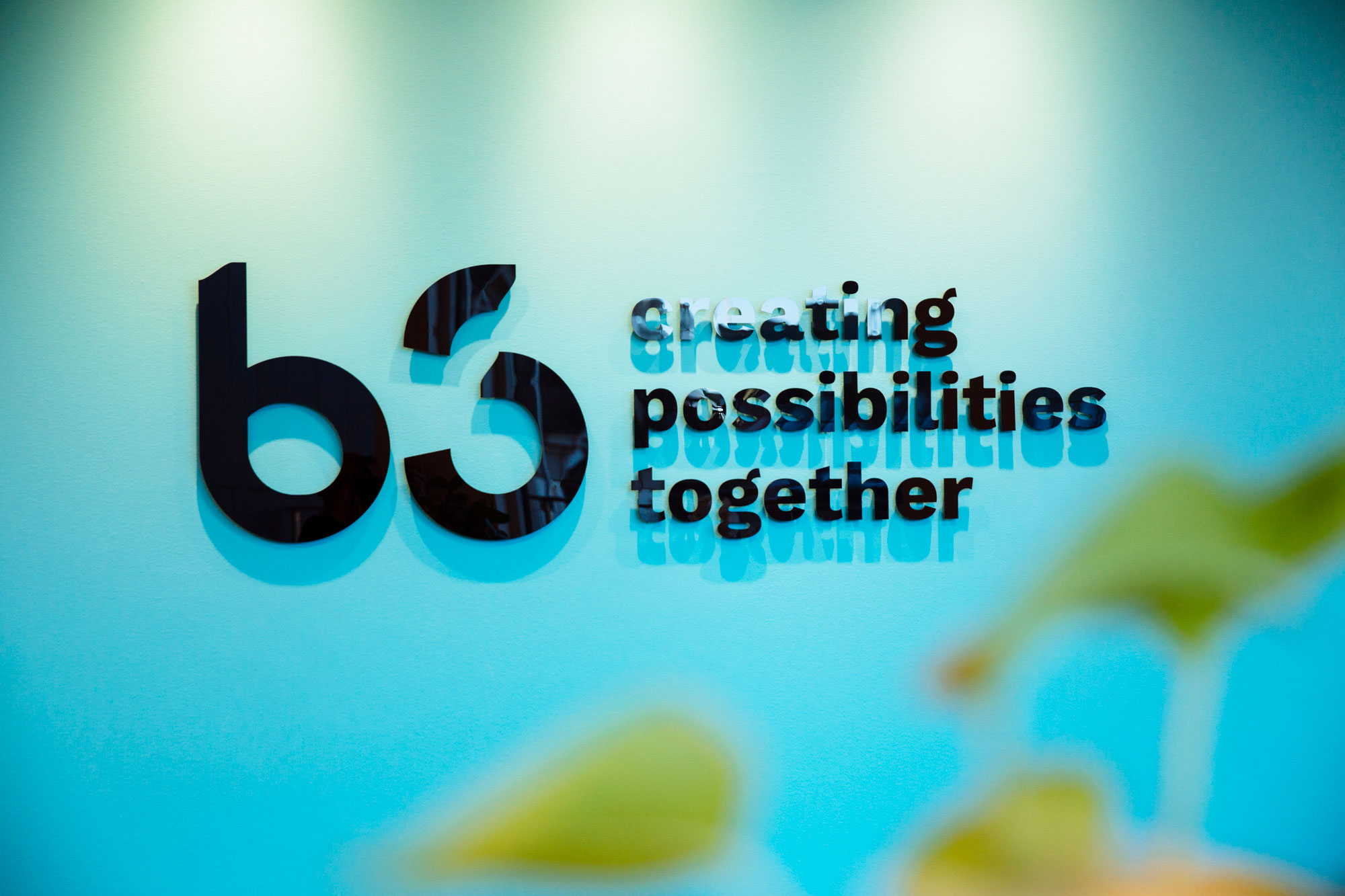 B3 växer i Örebro - nya lokaler och etablering för Rebel and Bird