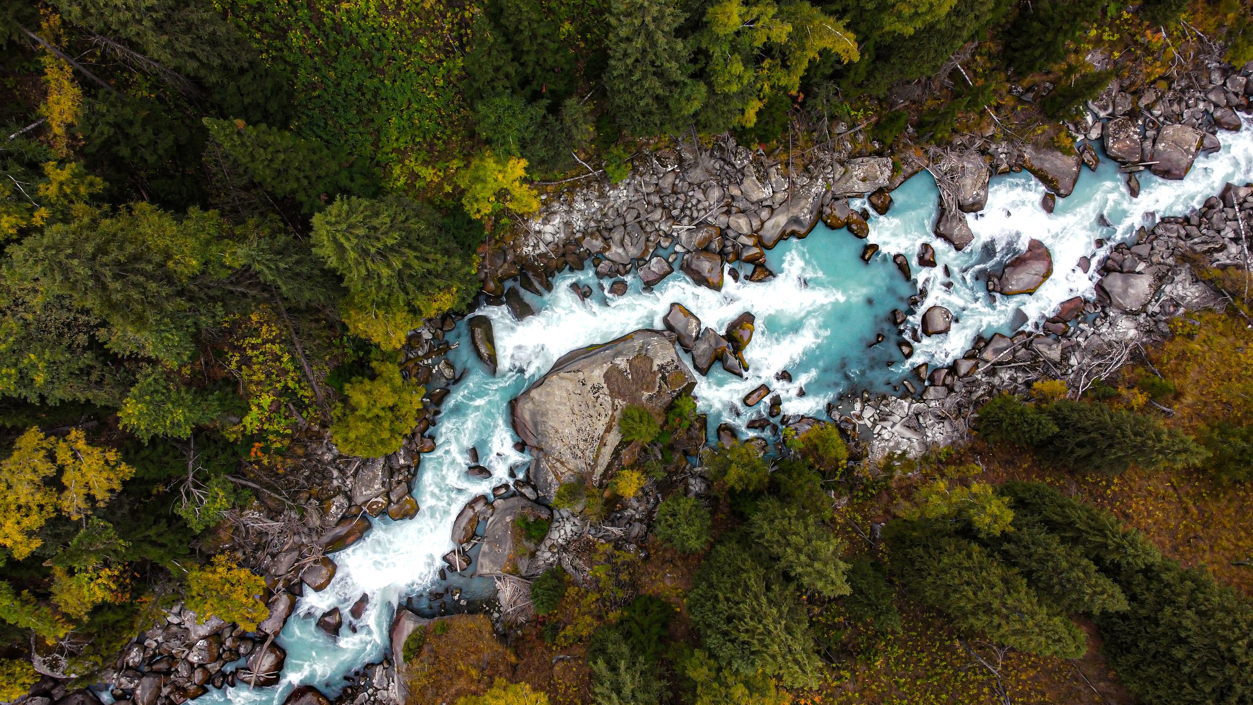 Water running through rapids