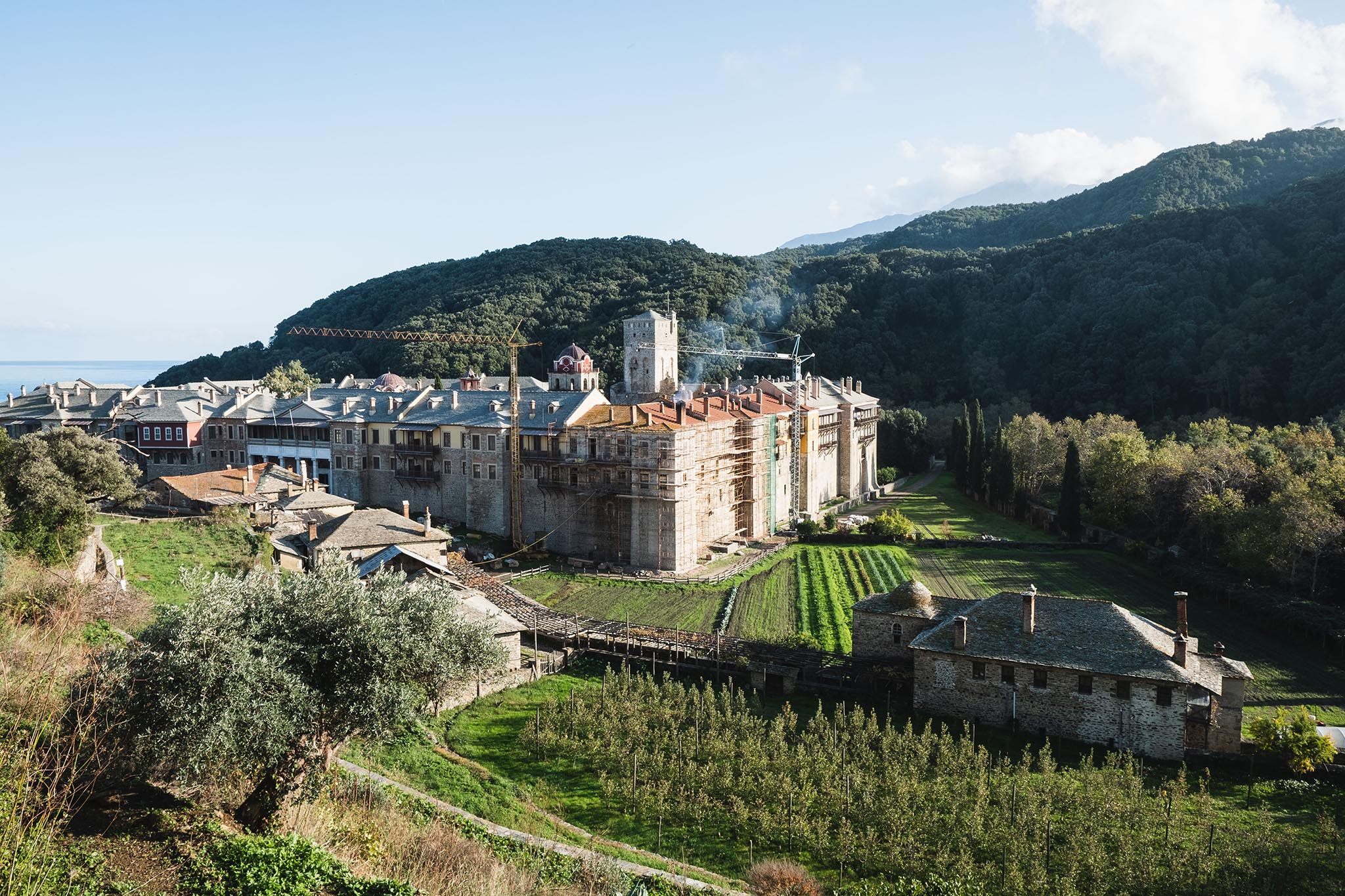 Baukräne am Athos