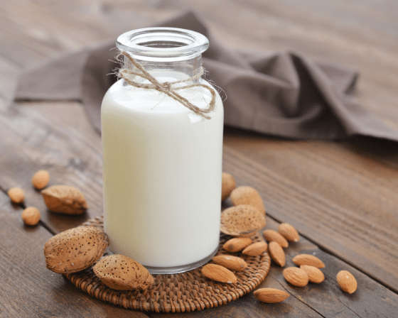 Almond milk Benefits, use and side effects