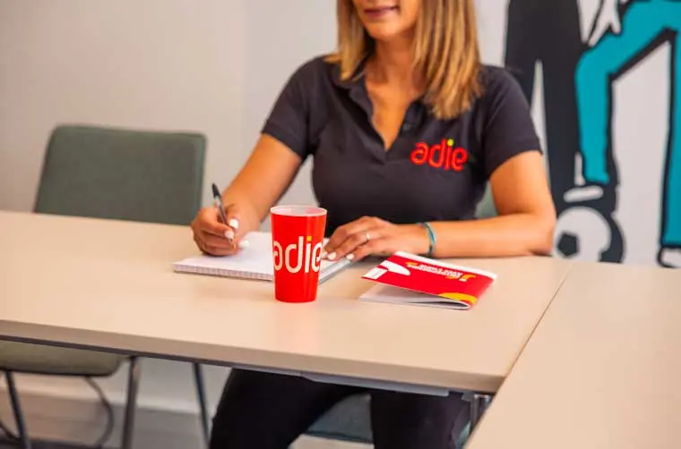 Conseillère Adie en agence