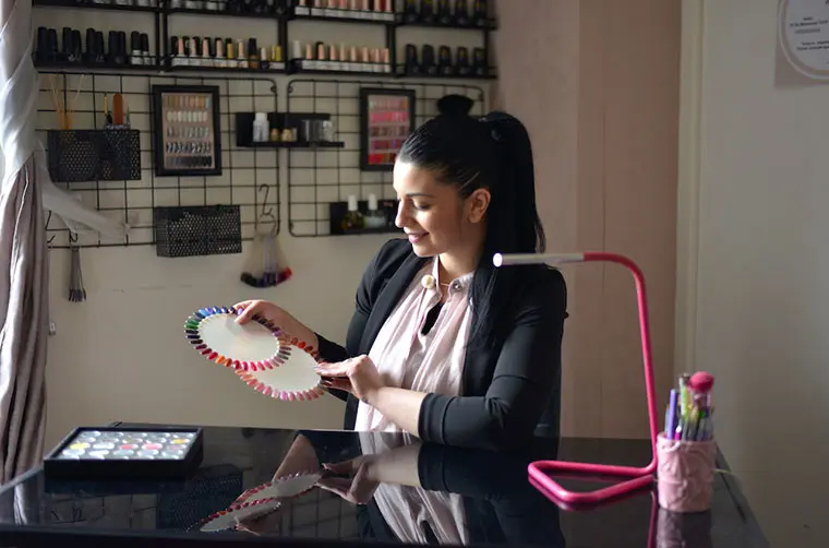 Séphora, créatrice de By Sephofo - Salon de beauté et Nail art à Paris dans le 20ème arrondissement