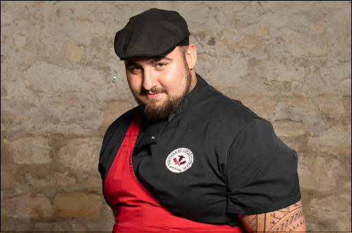 Henrique, boucher-charcutier, jeune entrepreneur financé par l'Adie dans la Nièvre