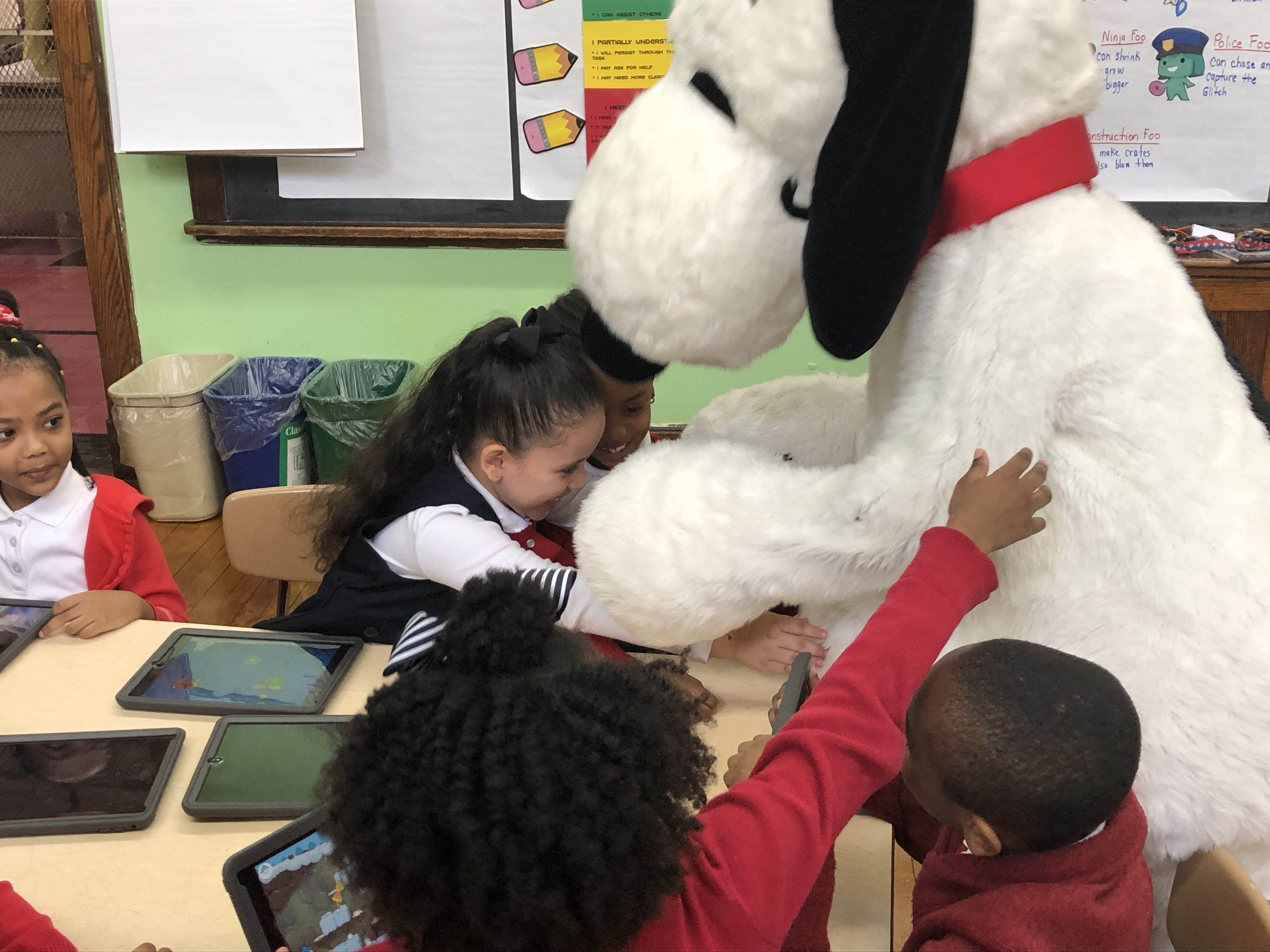 Hour of Code in Brooklyn elementary school, Photo Credit: Jenny Abamu