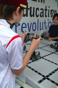 MakerFaireKids-1428752579-1428758500.jpg
