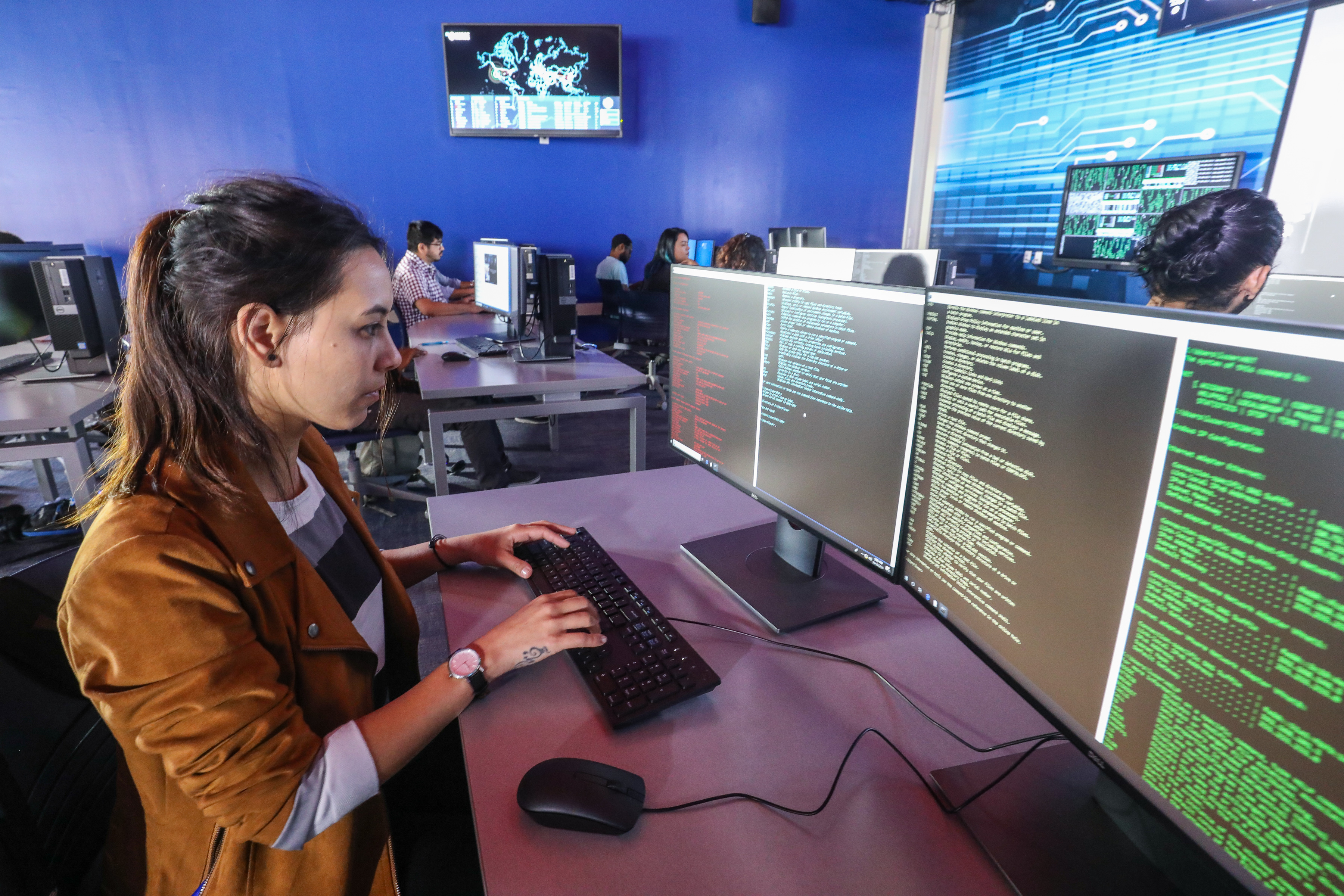 A cybersecurity class at Miami Dade College. Courtesy of Miami Dade College.