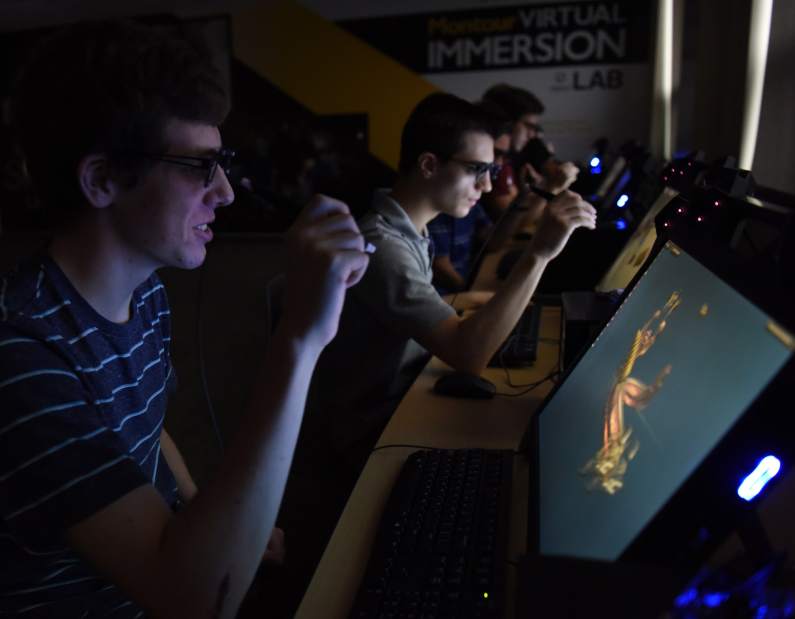 Montour Junior Benjamin Minsinger dissects a virtual snake with zSpace. (TribLive)
