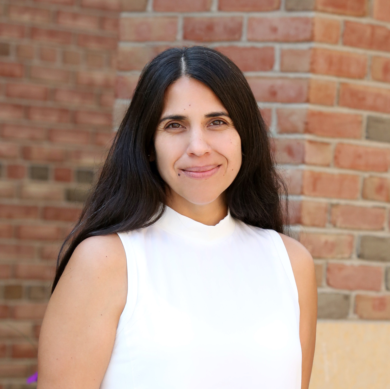Amanda Marie Rosas (she/her) teaches Spanish and World History, and leads DEIB work at Visitation School in Mendota Heights, Minnesota.