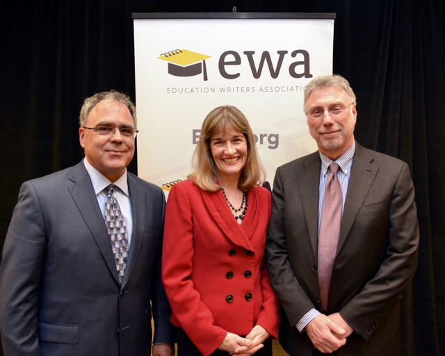 From left to right: Greg Toppo, Caroline Hendrie, Marty Baron (Image credit: G. James for EWA)