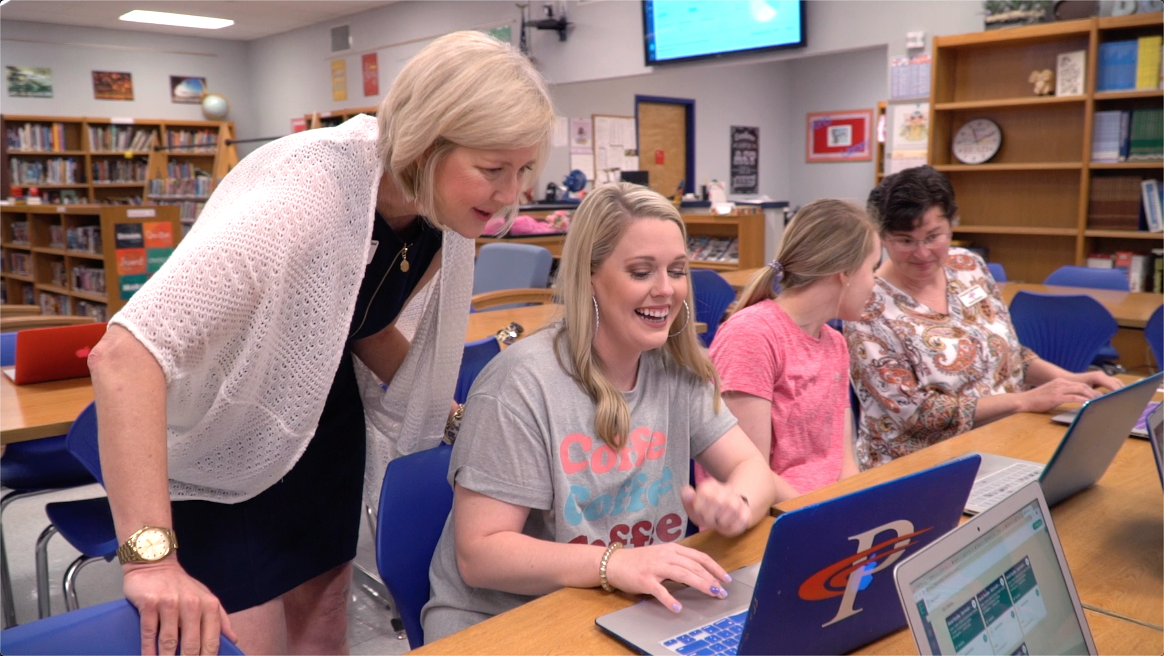 Paragould Junior High School Principal Laurel Taylor and teachers in a PD meeting (Source: Edulastic)