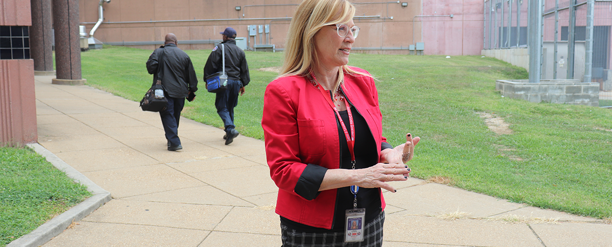 Amy Lopez discusses her work at the D.C. jail. / By Rebecca Koenig