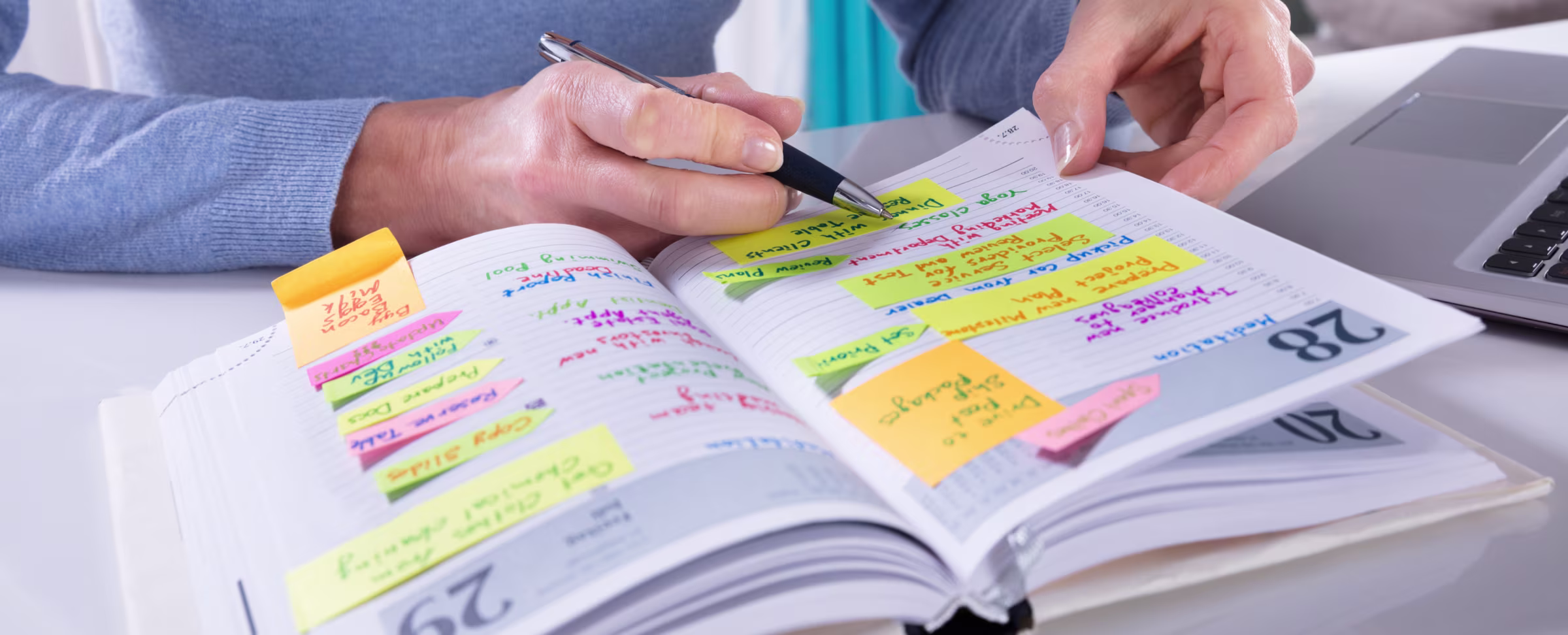 The Benefits of Online Learning Are Also Its Weaknesses. That’s Where Advisors Help.